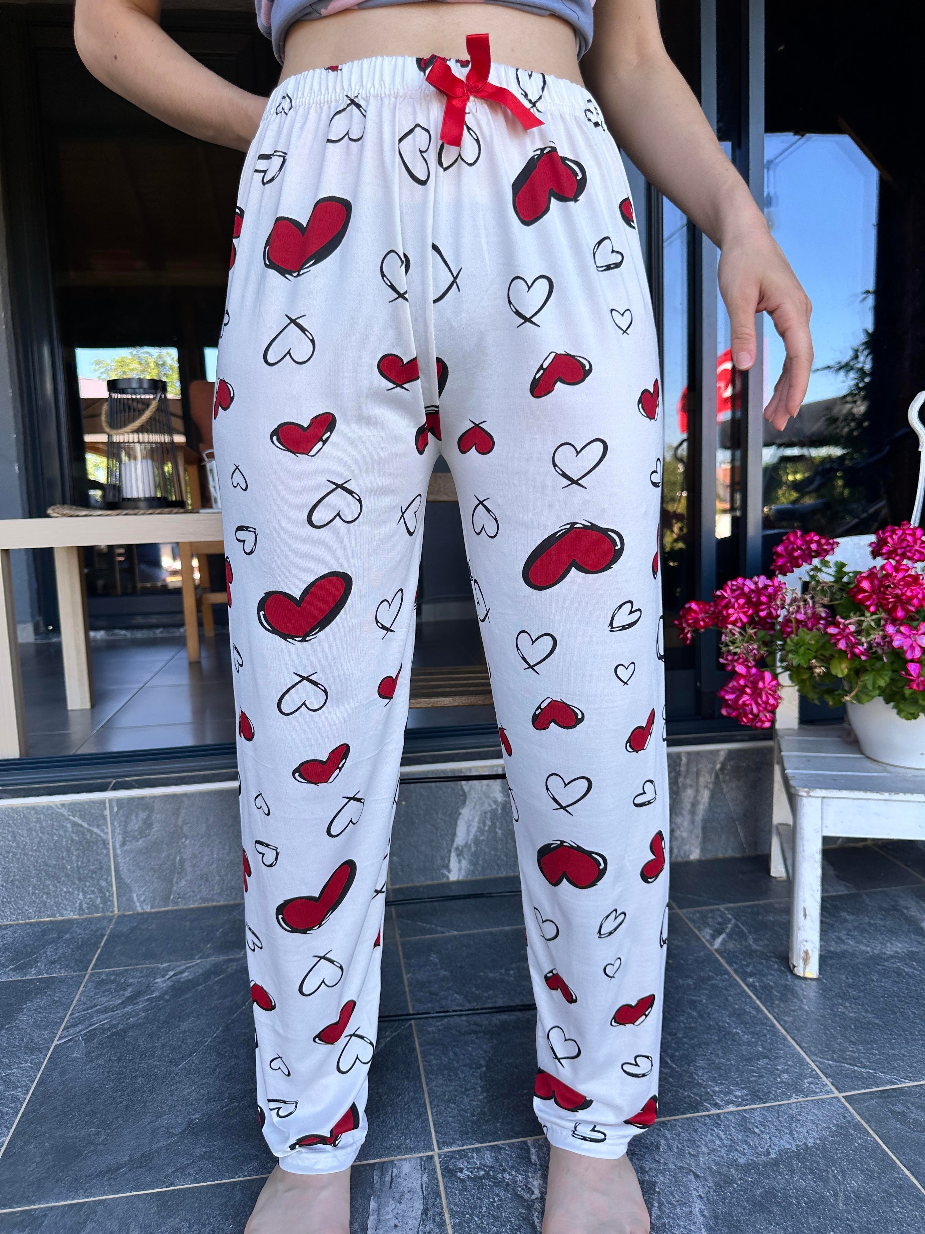  Kalp Desenli Tek Alt Pijama 