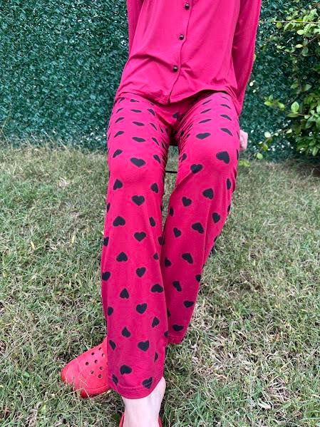 Kalp Desenli Gömlek Yaka Pijama Takım Kırmızı
