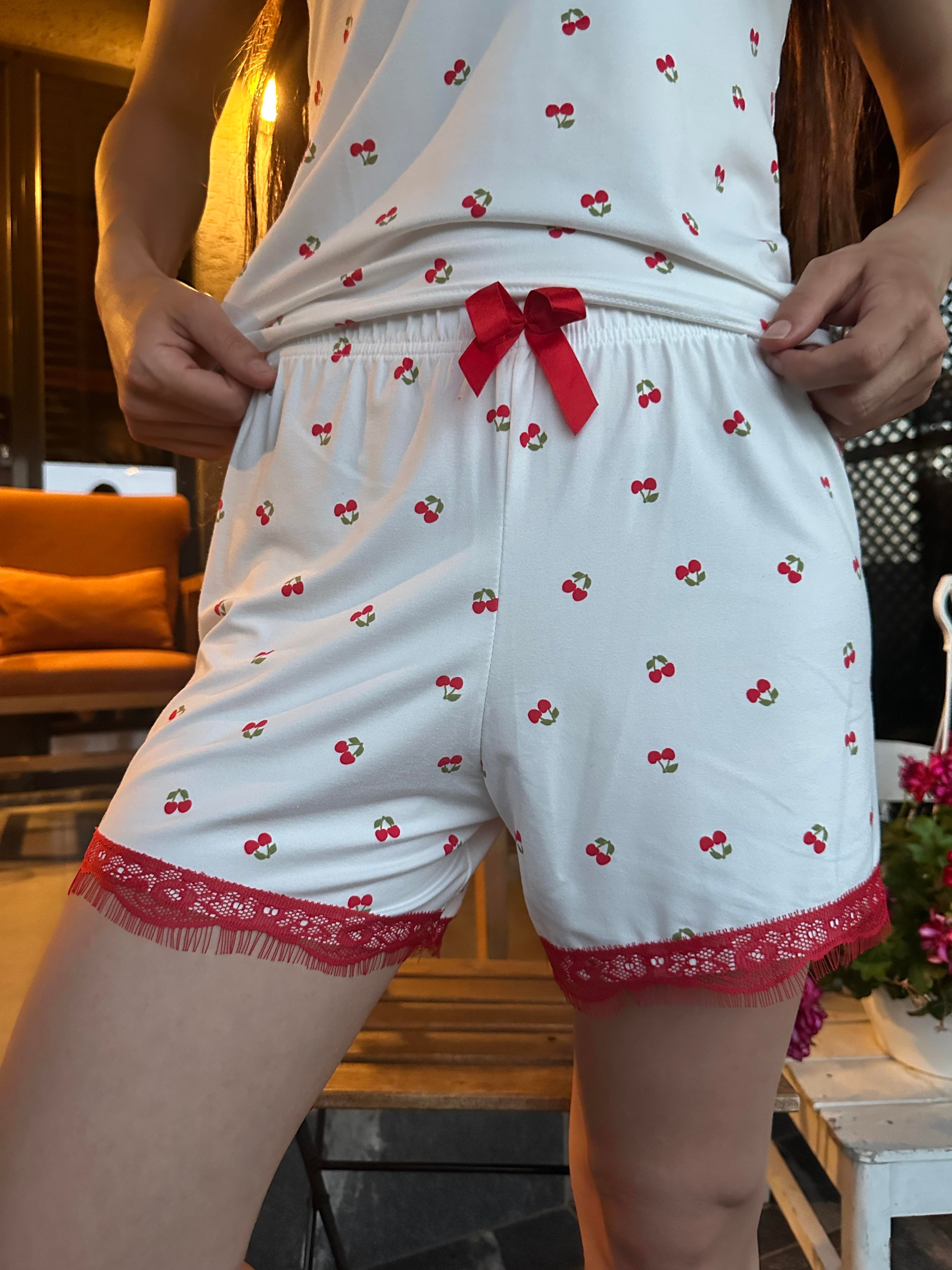 Kiraz Desenli İp Askılı Şort Pijama Takım 