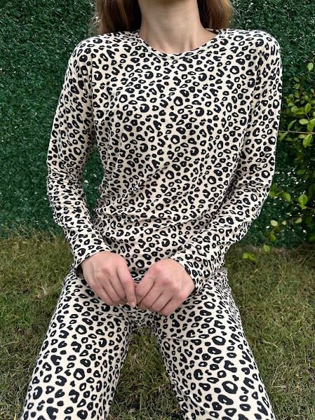 Leopar Desenli Süet Pijama Takım 