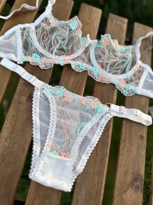 Nakış İşlemeli Transparan Bralet Takım Ekru