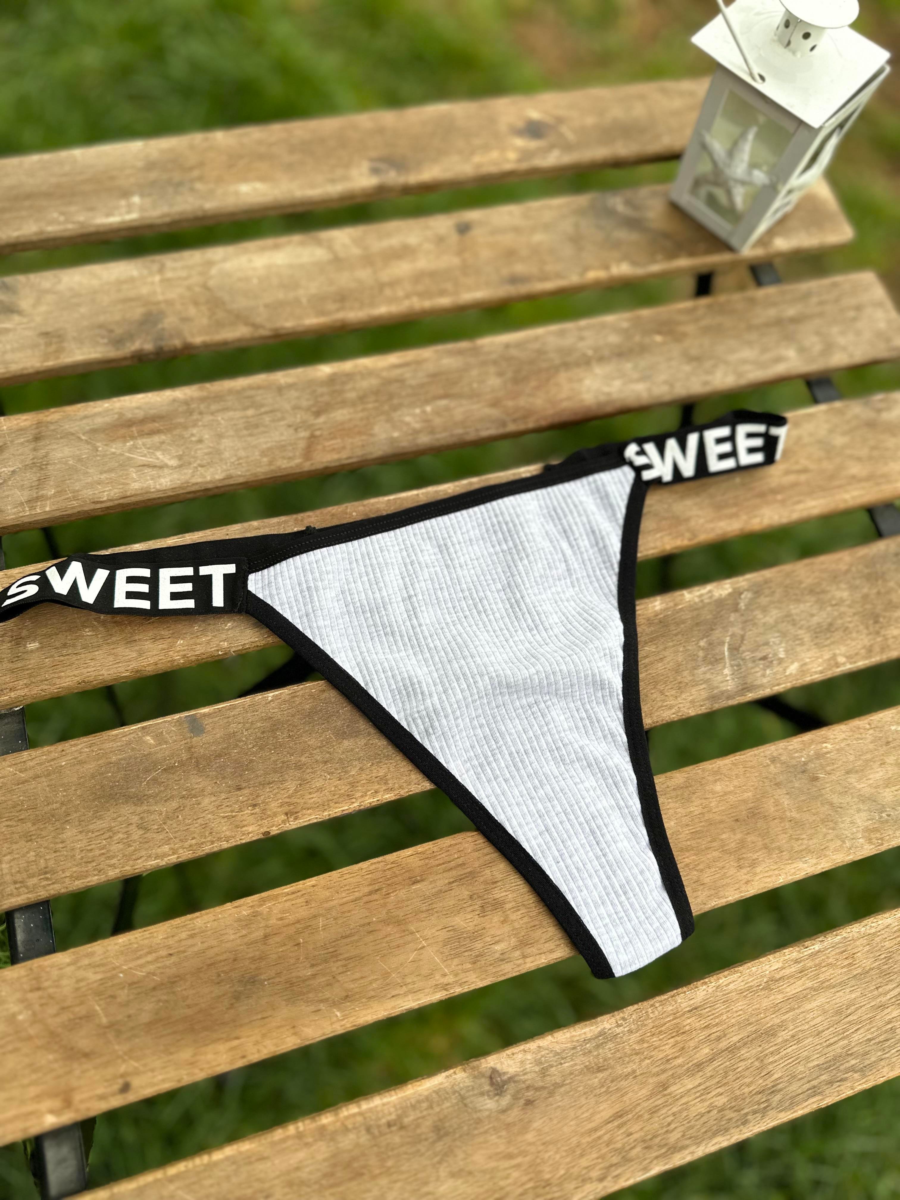 Sweet Baskılı Pamuklu Tangalı Külot Gri