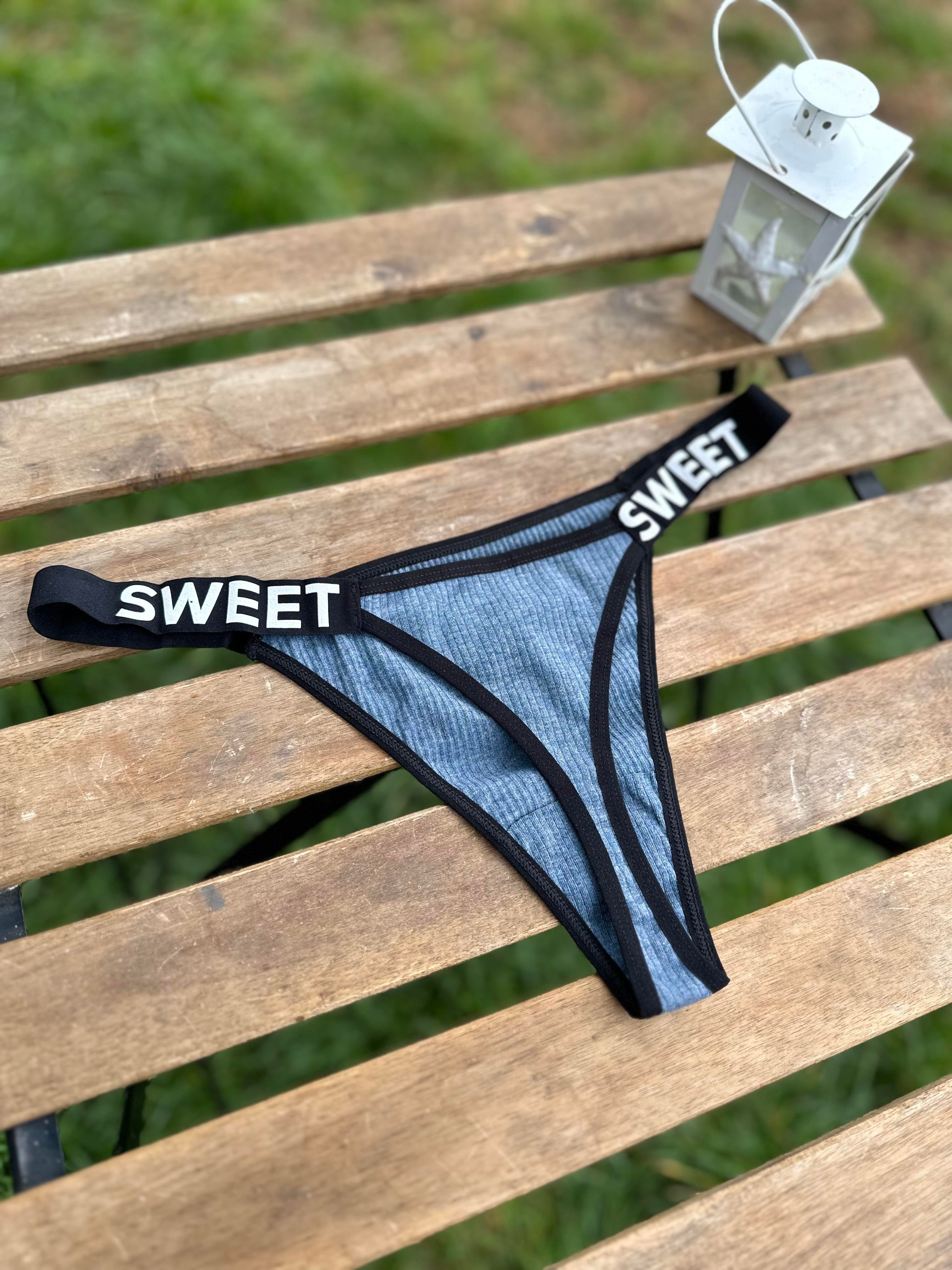 Sweet Baskılı Pamuklu Tangalı Külot Koyu Mavi