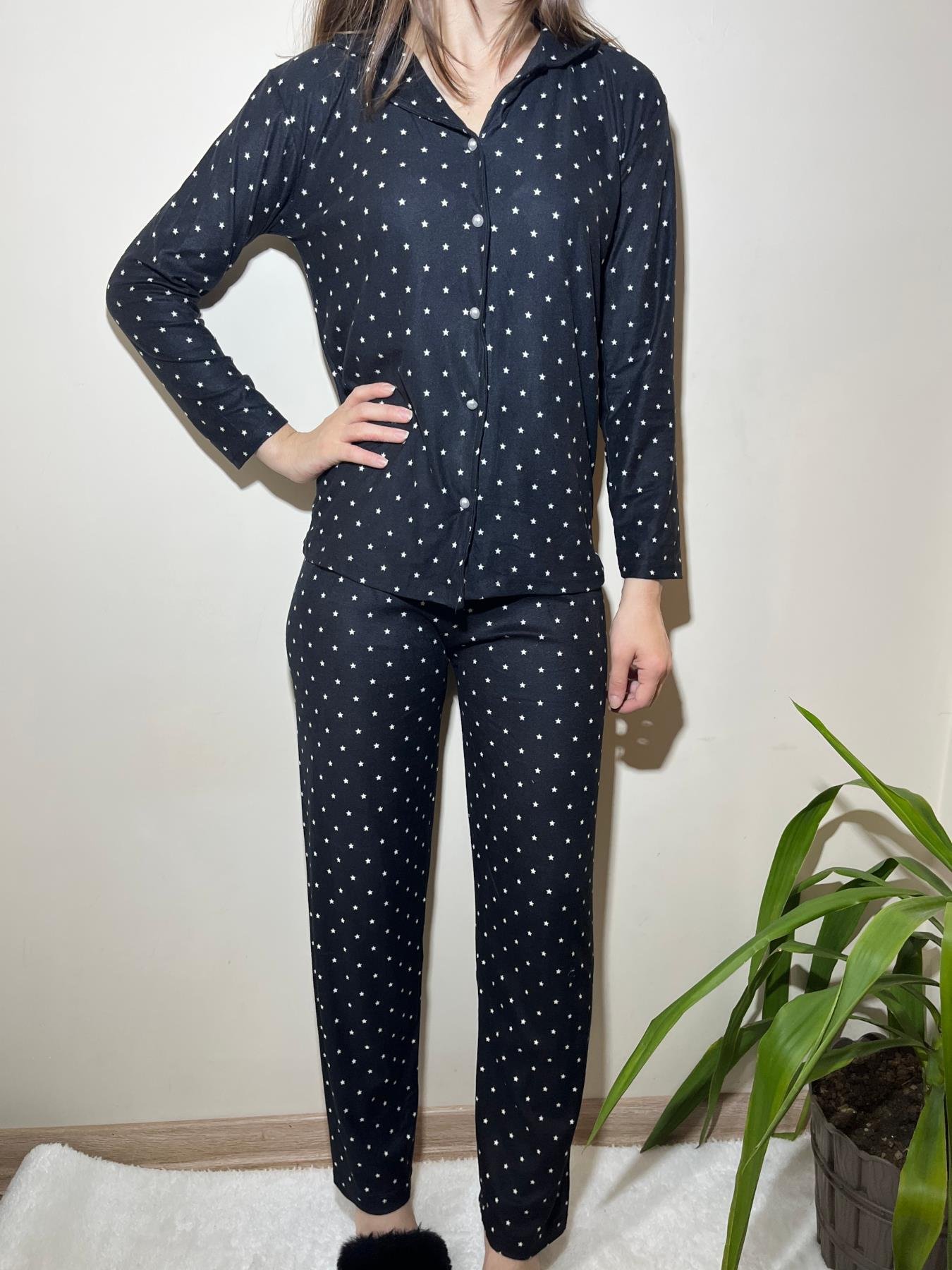 Yıldız Desenli Önden Düğmeli Süet Pijama Takım Siyah