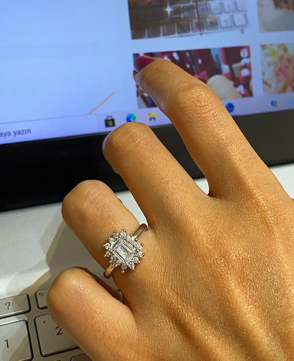 Baget Çi Tektaş Yüzük