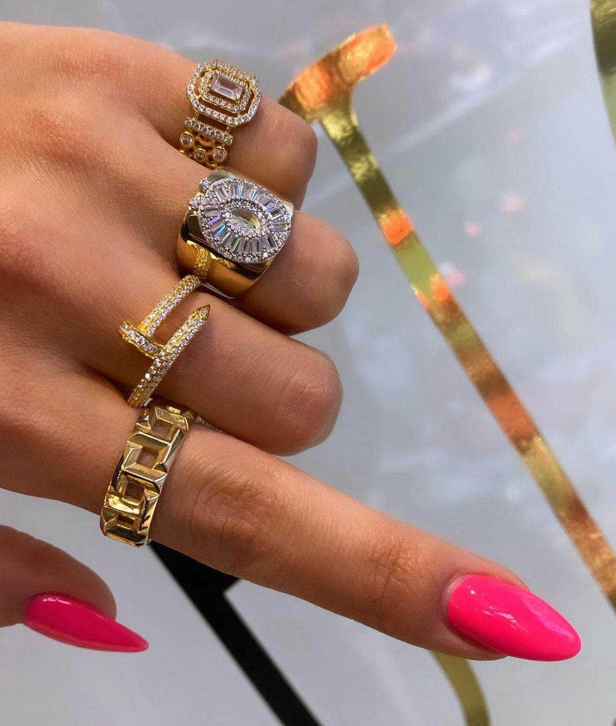 Baguette Harf Yüzük