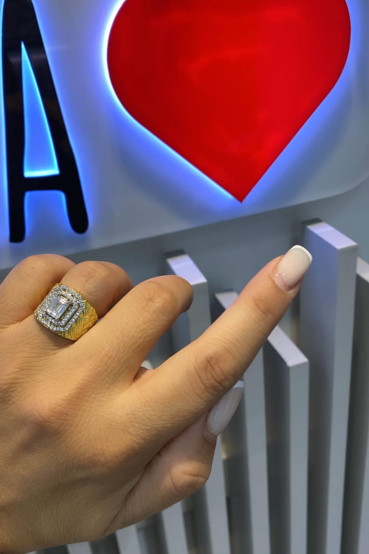 Goldie Bagui Yüzük