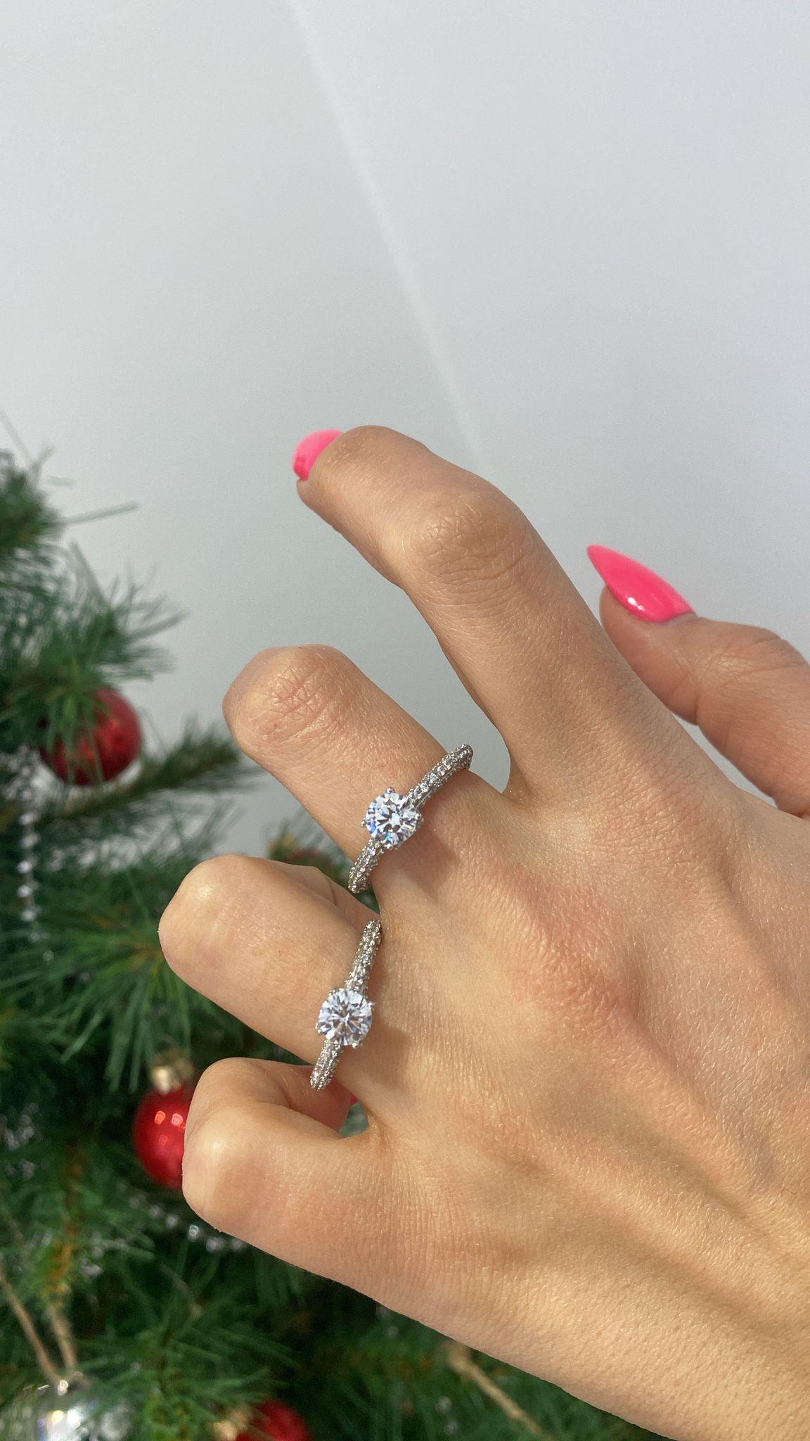 İthal Full Sıra Tektaş Yüzük