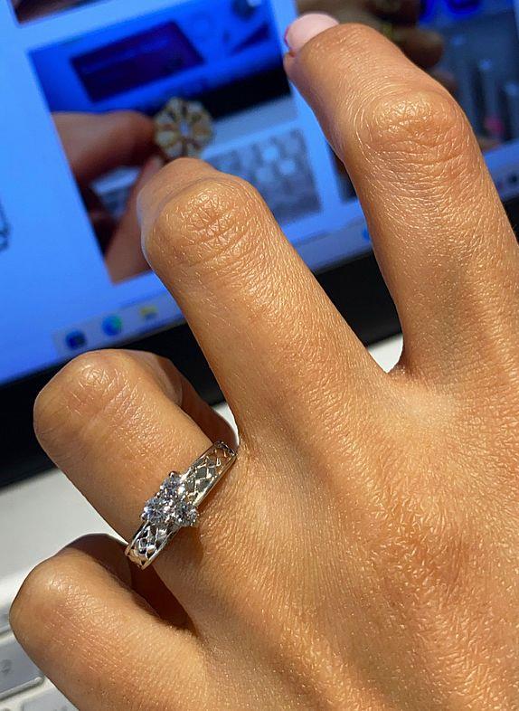 İthal Triangle Yüzük