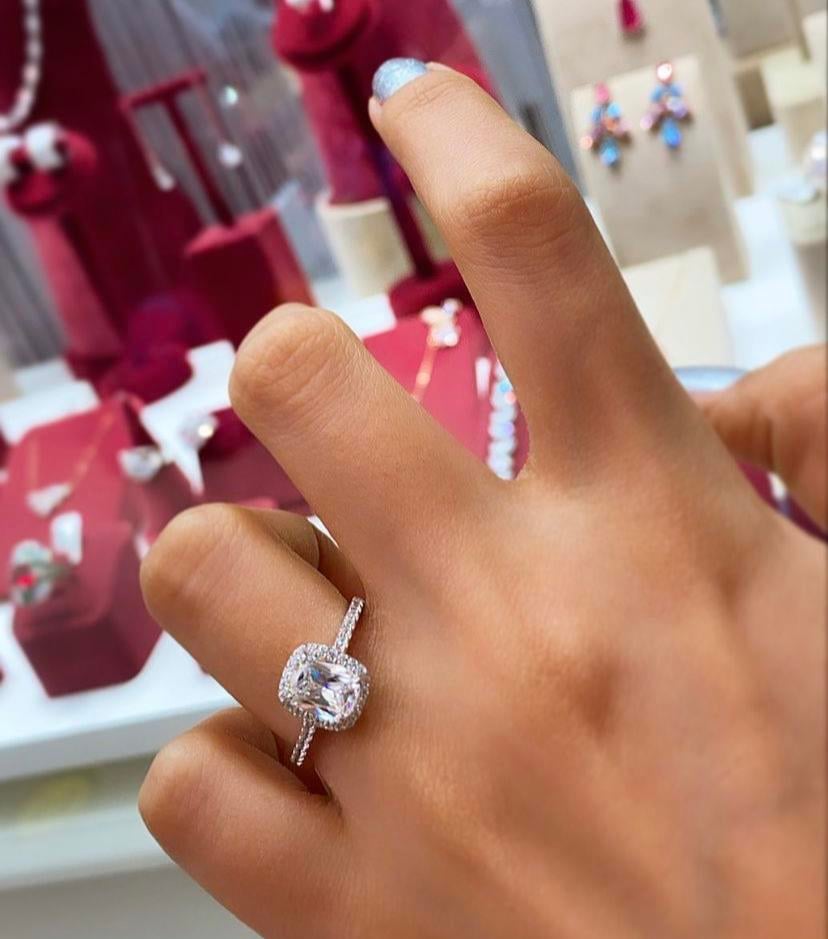 İthal Vip Seri Mozanite Min Bacchetta Vip Seri Yüzük