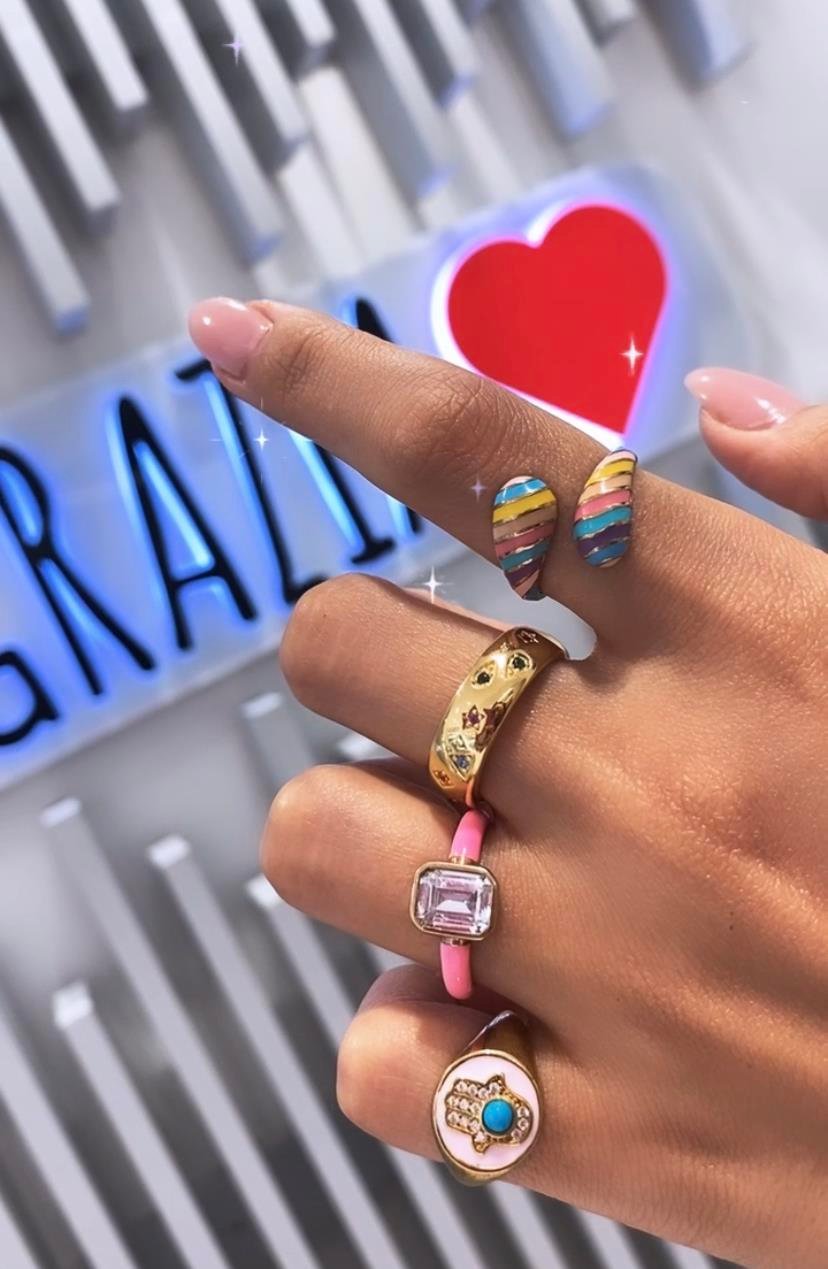 Pembe Mineli Hamsa Yüzük