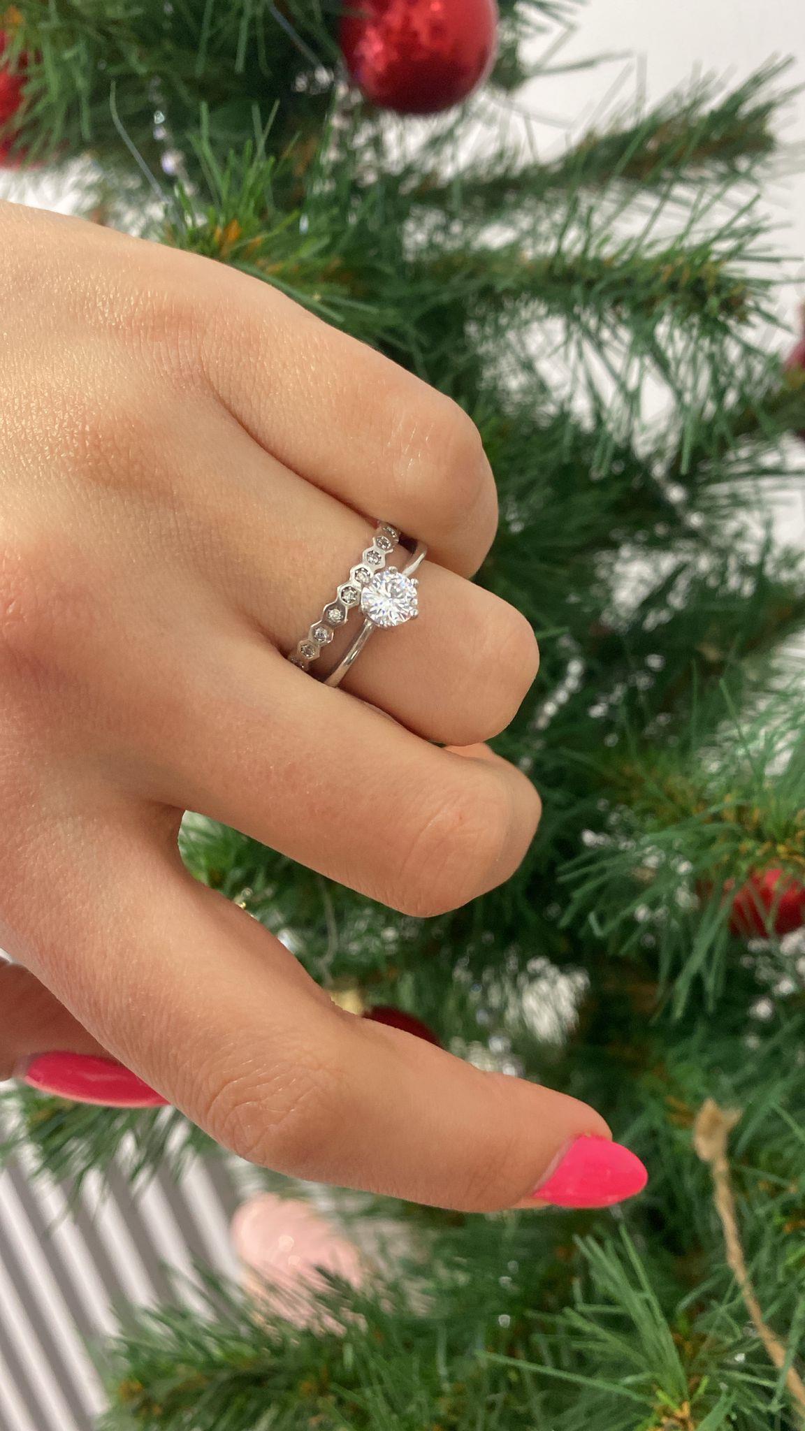 Petek Tektaş Yüzük