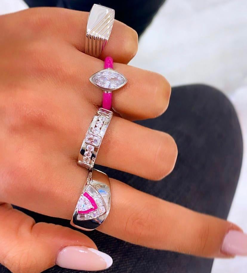 Pinky Baugette Üçgen Yüzük