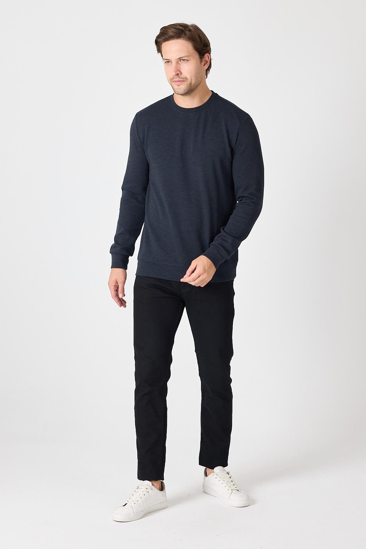 Bisiklet Yaka Dokulu Sweatshirt