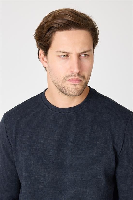 Bisiklet Yaka Dokulu Sweatshirt