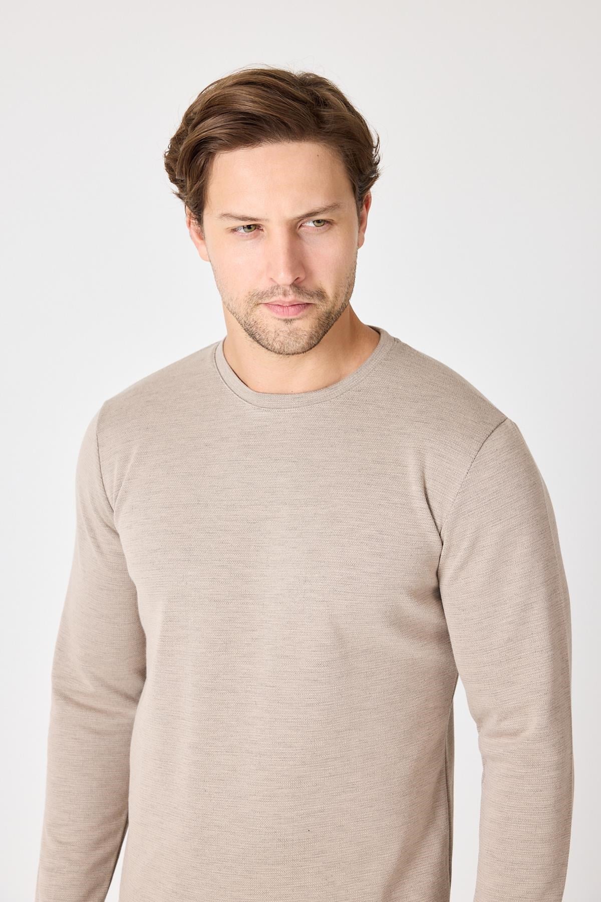 Bisiklet Yaka Slim Fit Sweatshirt