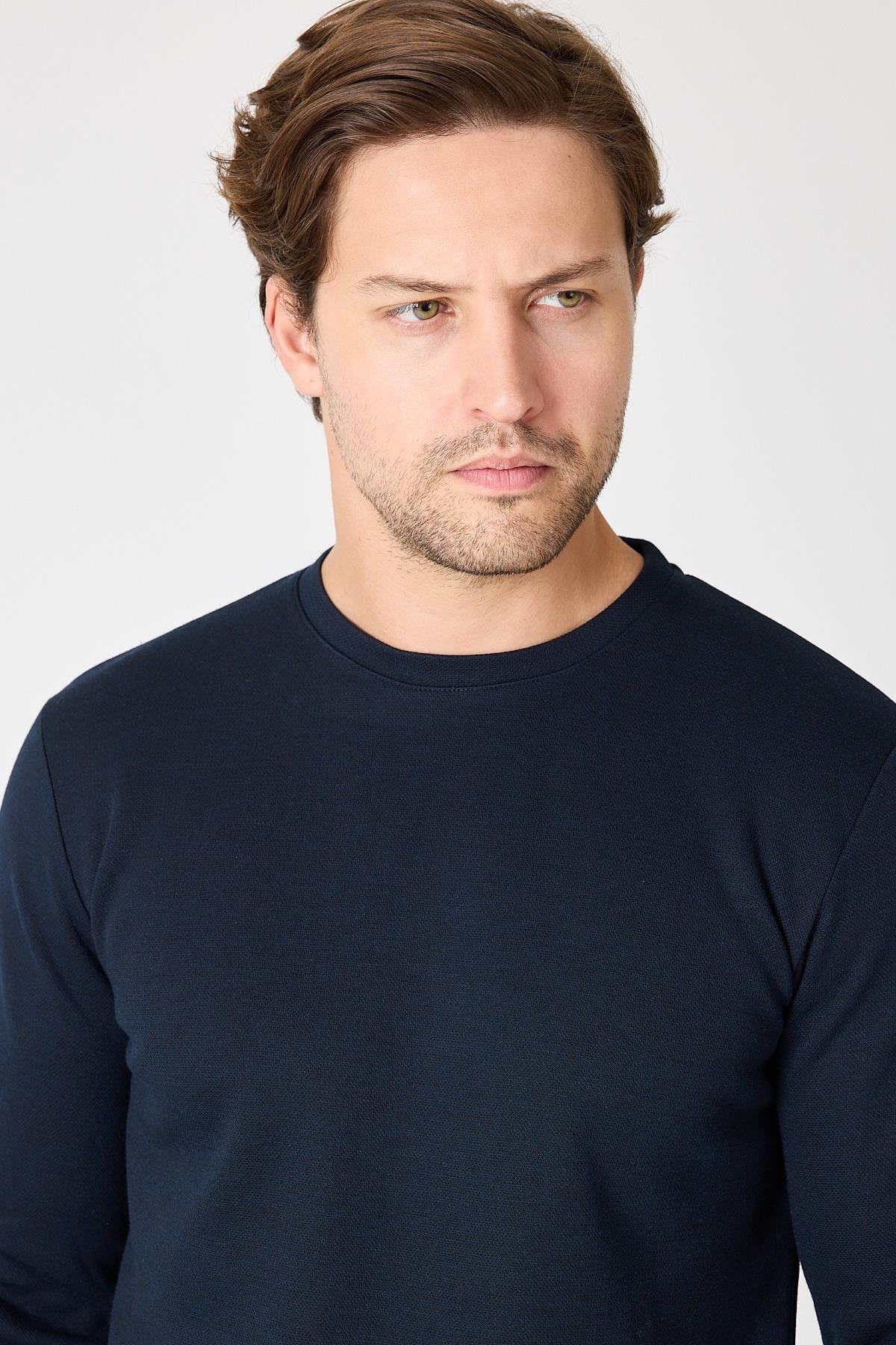 Bisiklet Yaka Slim Fit Sweatshirt