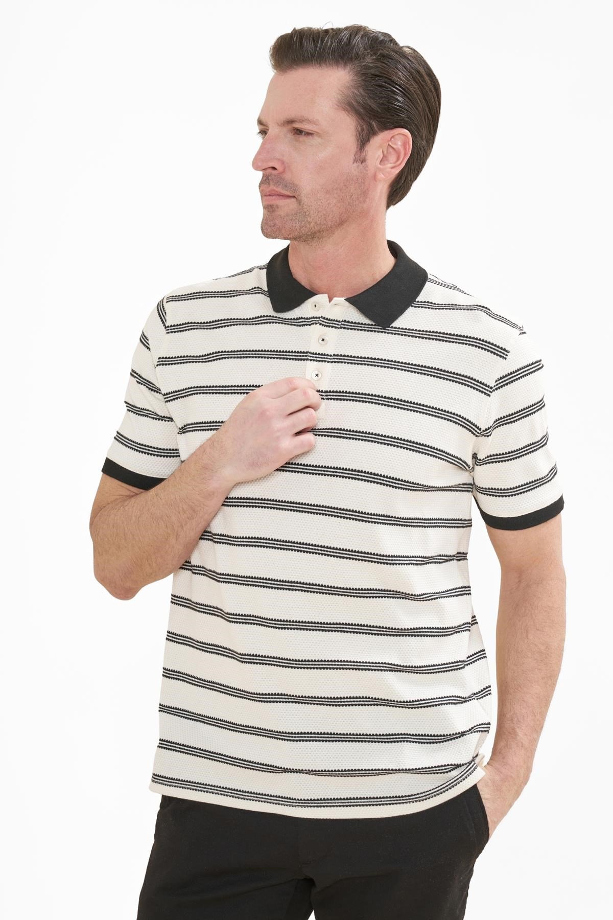 İntersivin  Polo Yaka Siyah Tshirt - SD-09