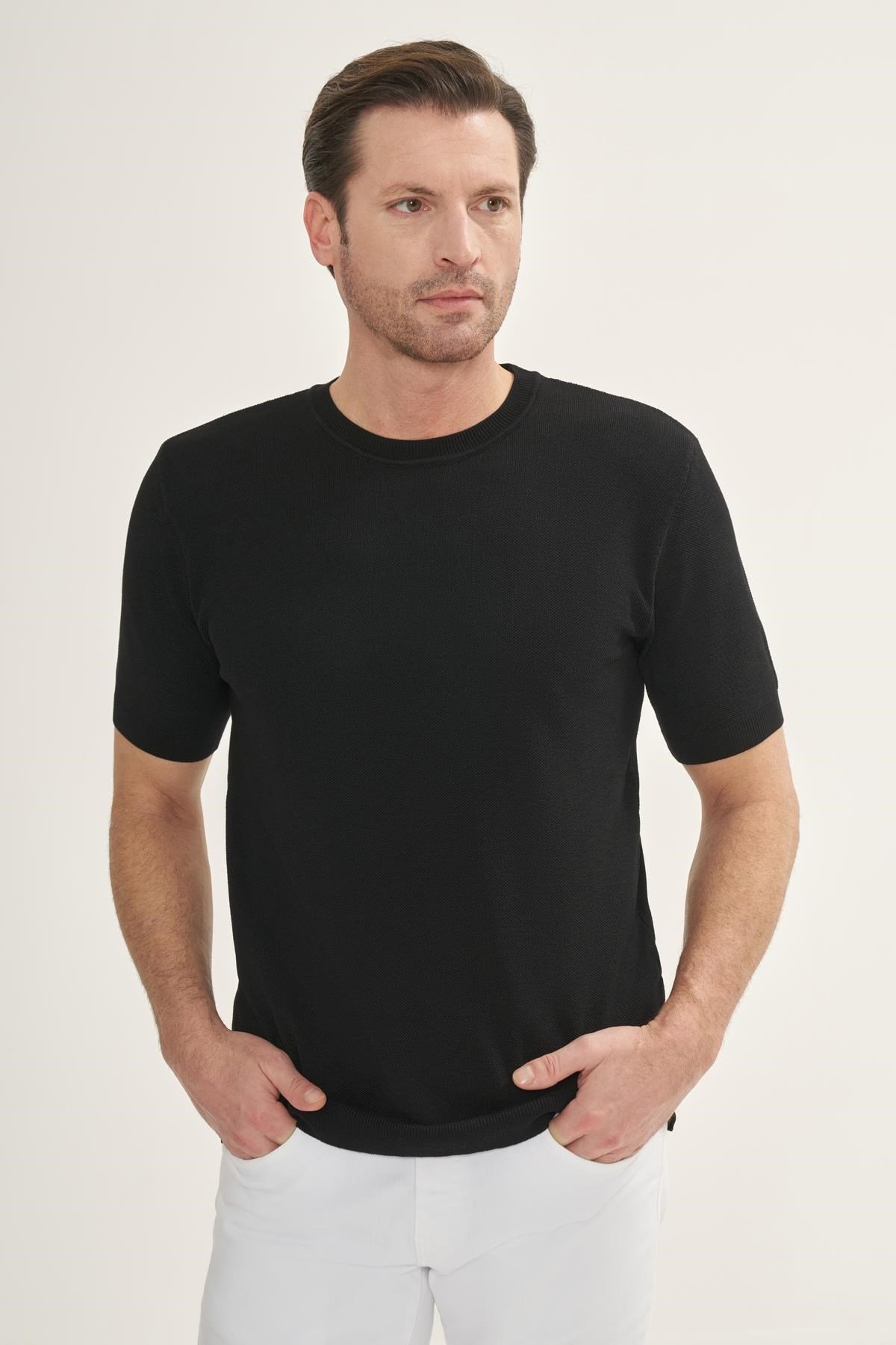 İntersivin Bisiklet Yaka Siyah Tshirt - SY-10