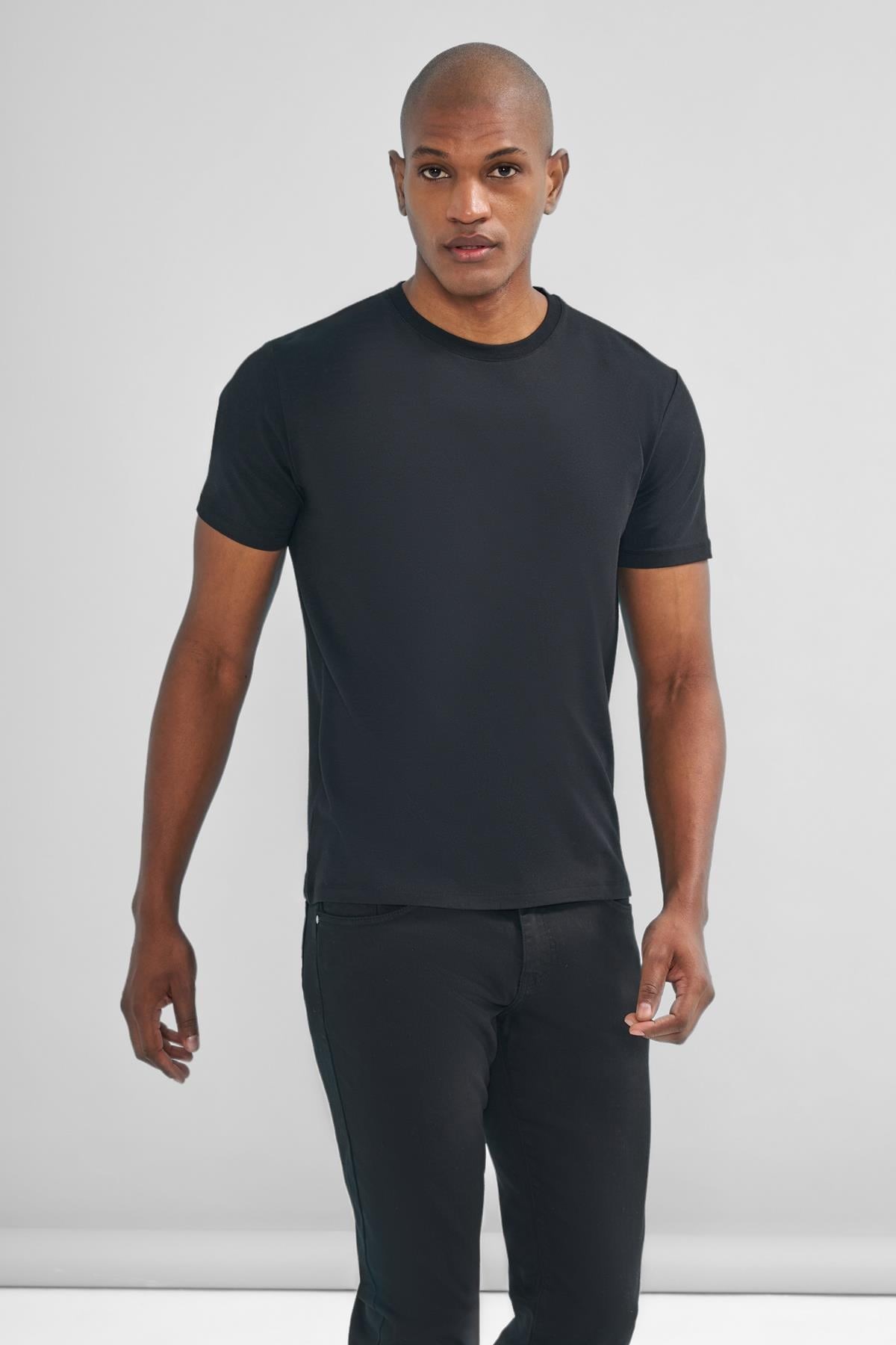 İntersivin Bisiklet Yaka Siyah Tshirt - T13