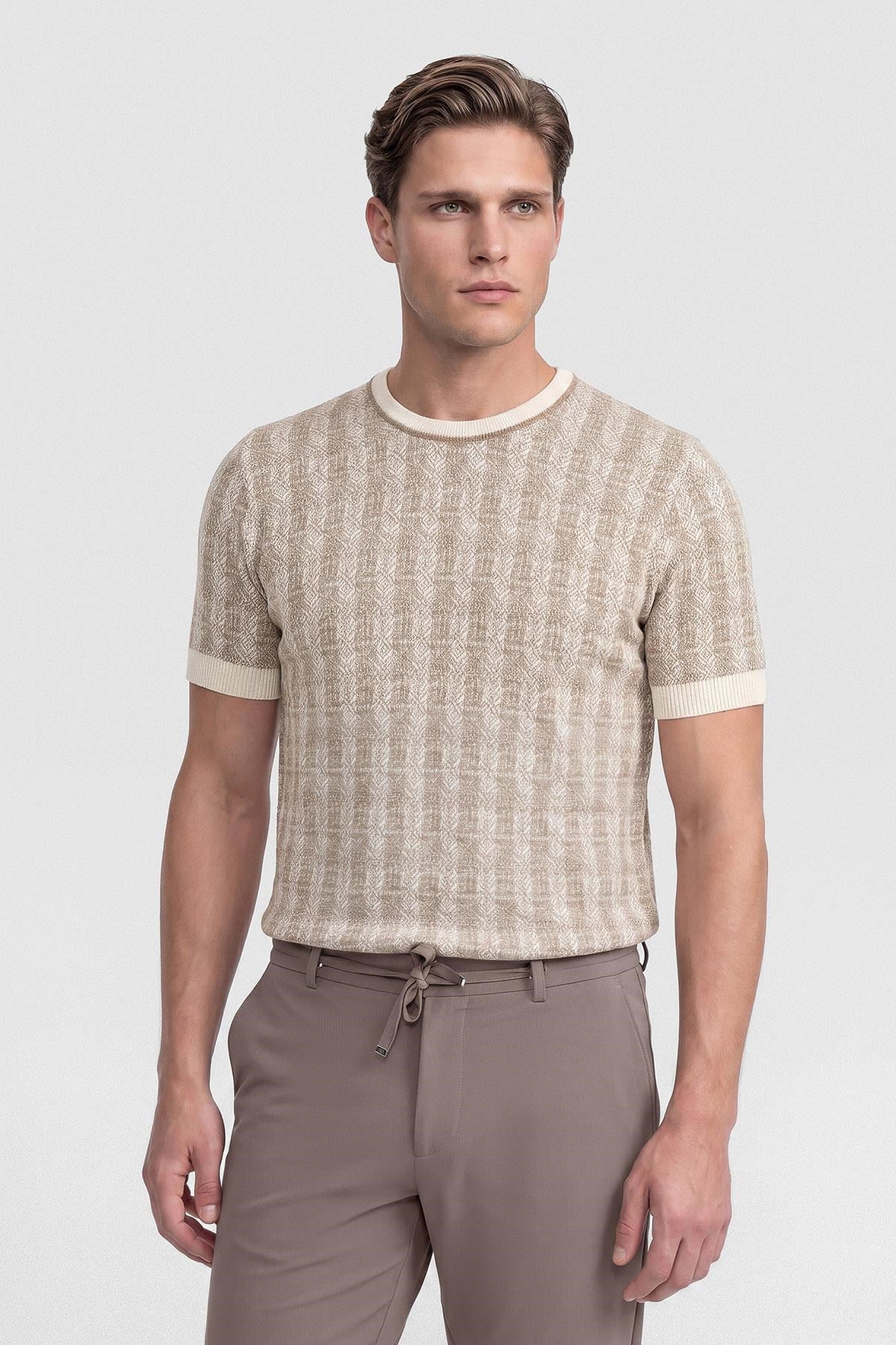 İntersivin Ekru Bisiklet Yaka T-shirt - CY-1917