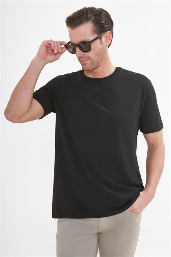 İntersivin Siyah Tshirt - T06