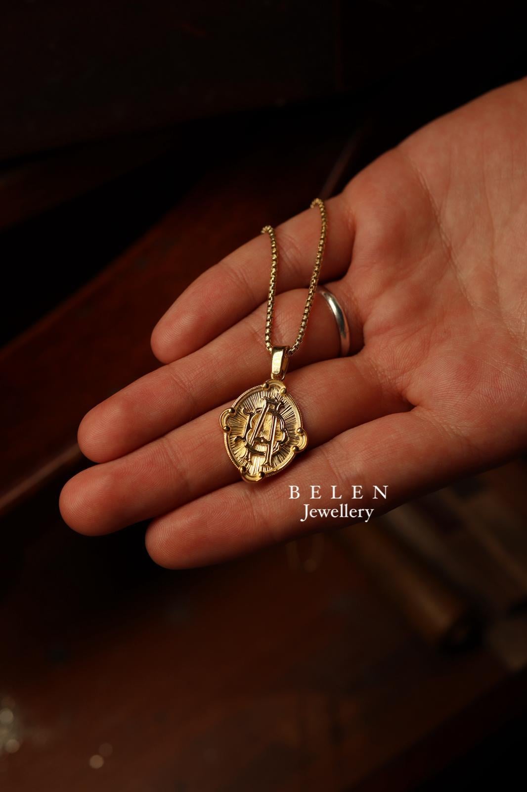 Helena  Madalyon Kolye N.02 (Altın Kaplama)