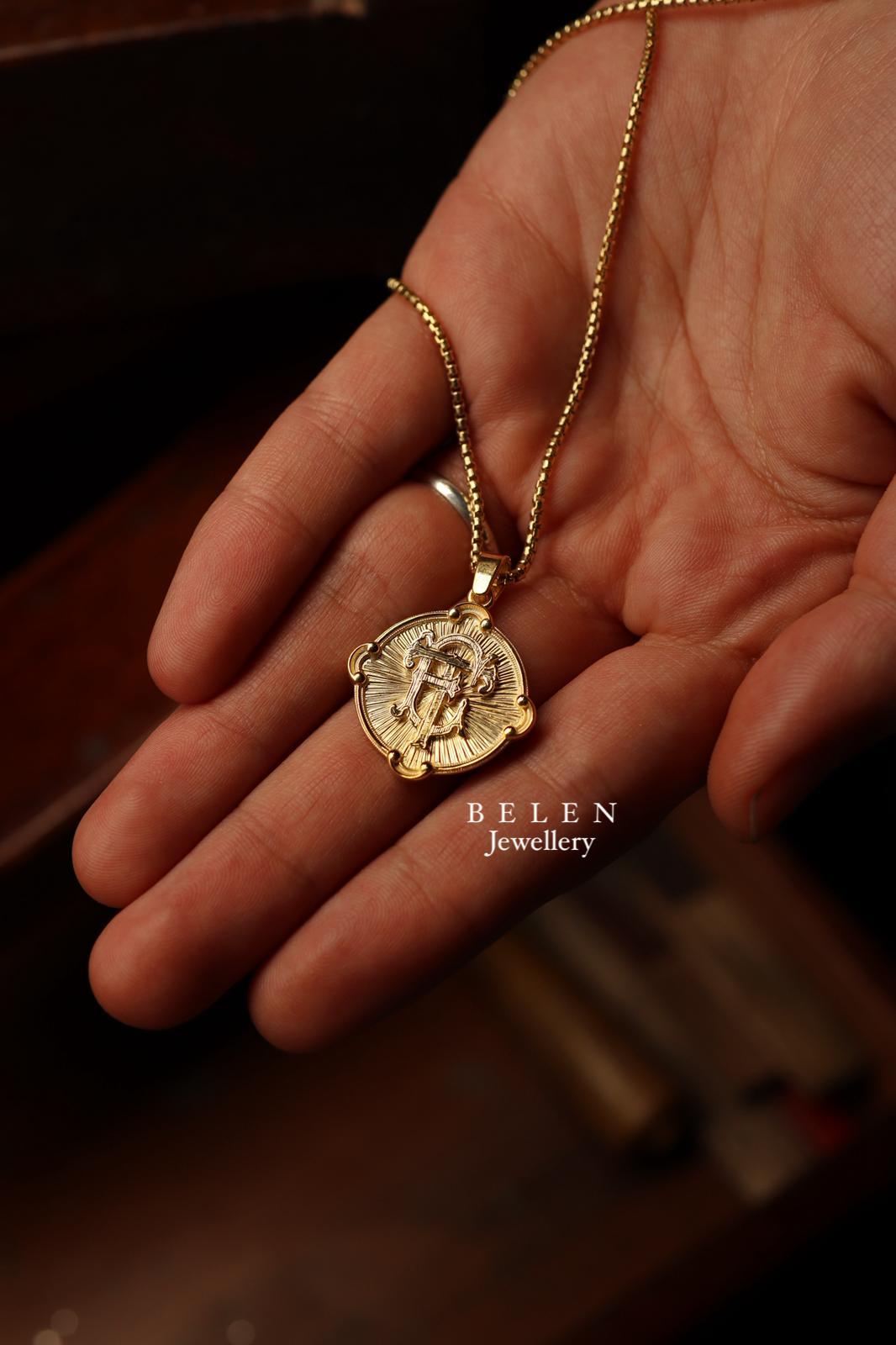 Helena  Madalyon Kolye N.03 (Altın Kaplama)