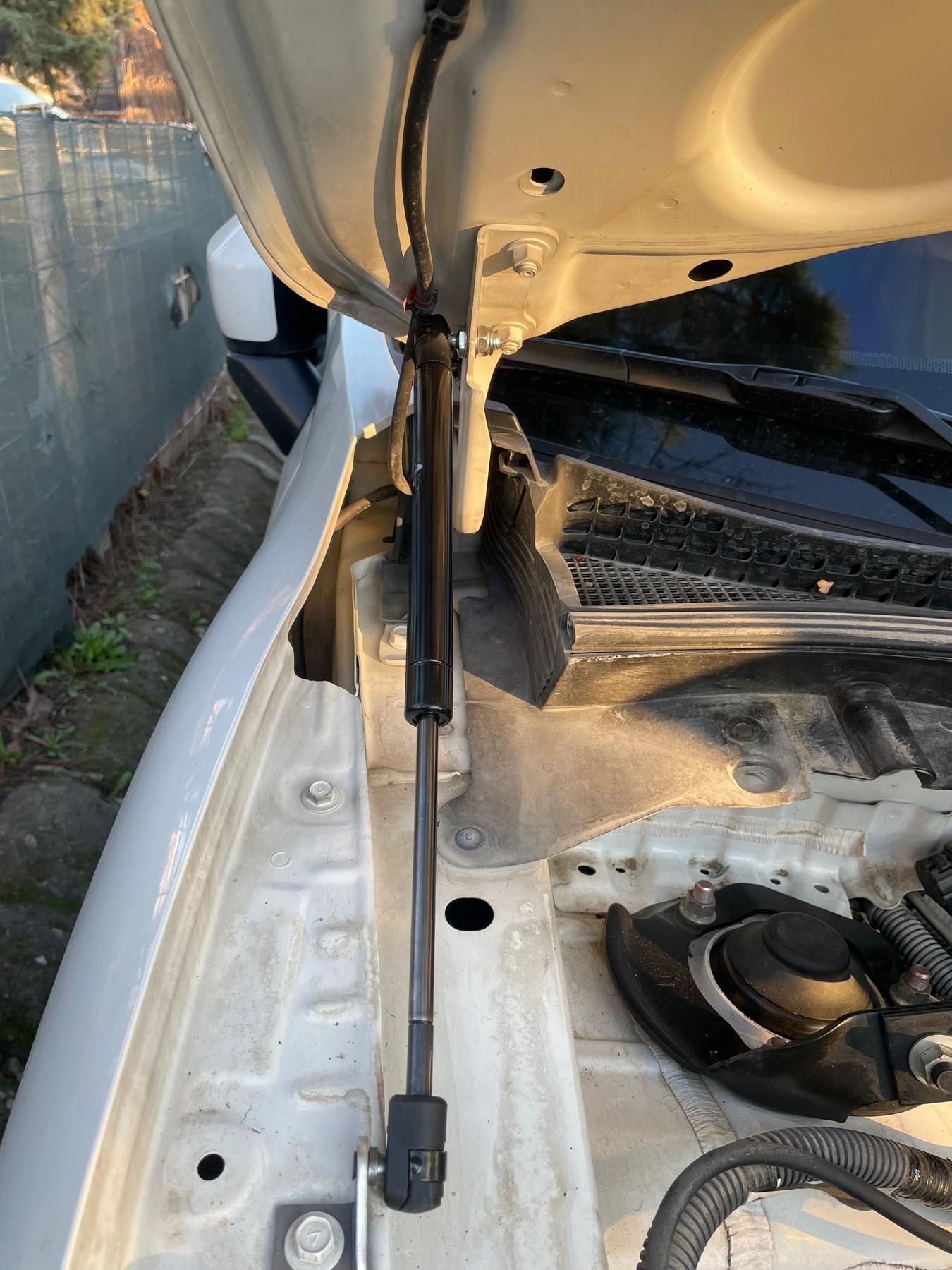 Mitsubishi Eclipse Cross Kaput Amortisör Seti  YERLİ ÜRETİM