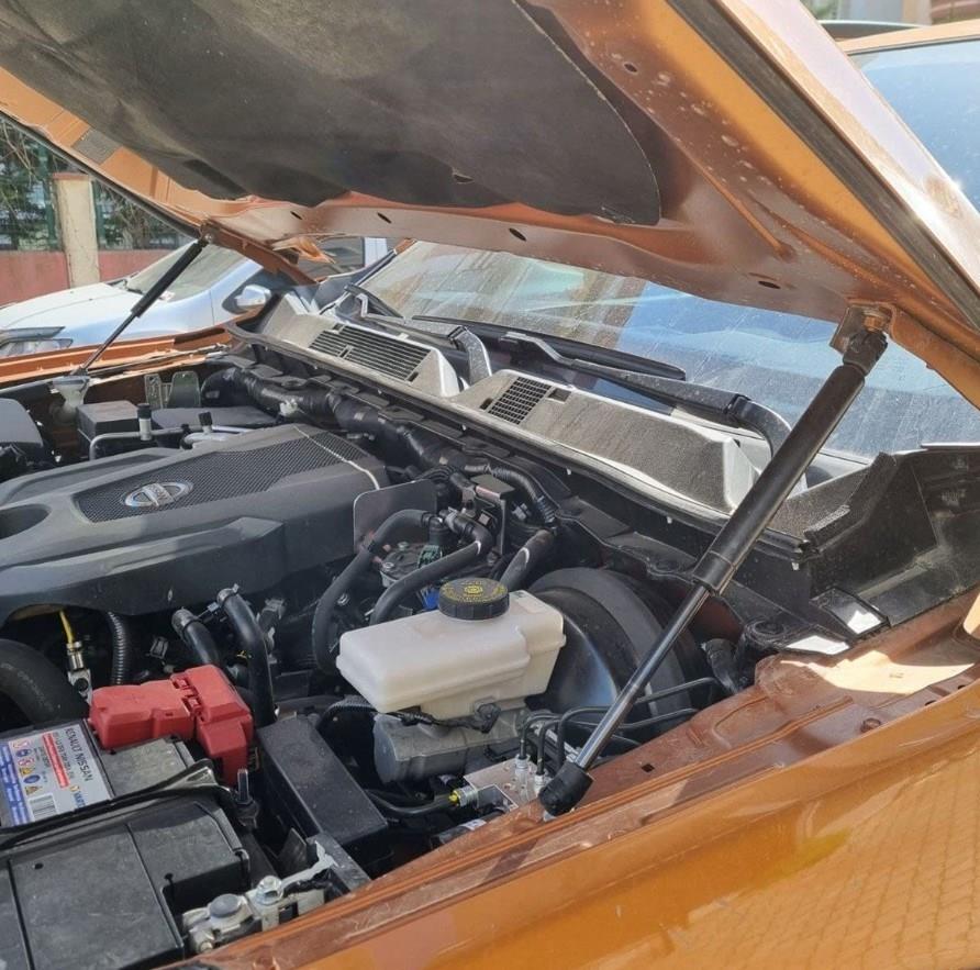 NİSSAN Navara 2014 ve sonrası Kaput Amortisörü SETİ