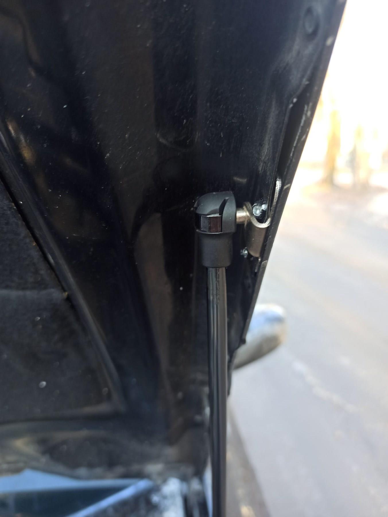 Renault Laguna 2 2005  KAPUT Amortisörü KİTİ- SET