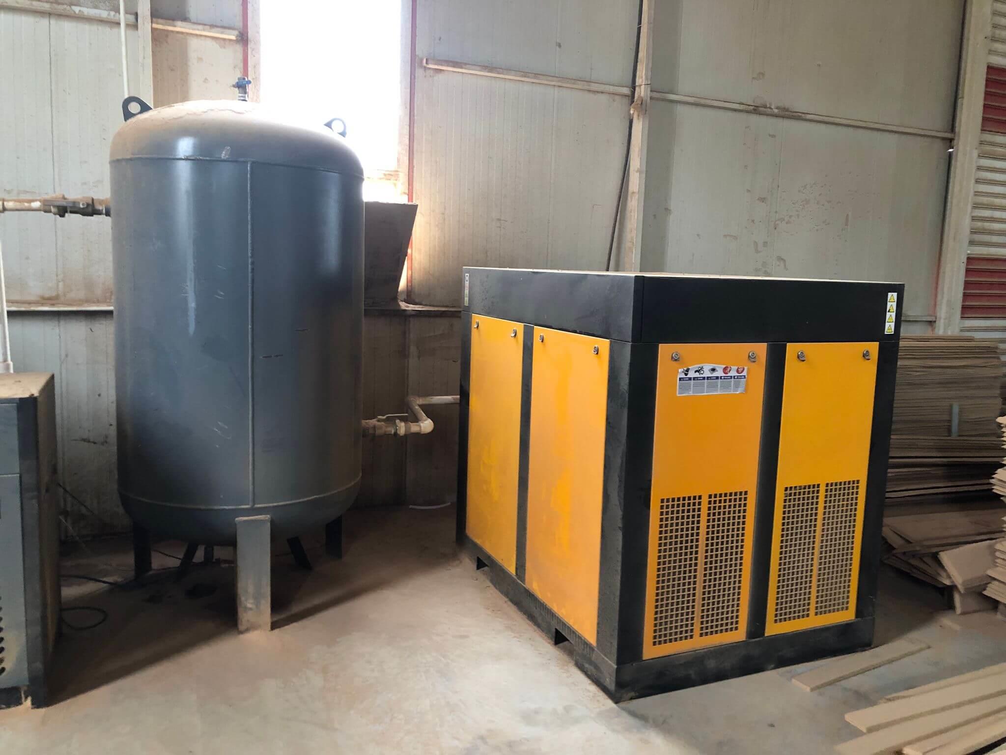  Ukom UVK 75 Pm 55 KW Vidalı Kompresör ve Depo (2023)