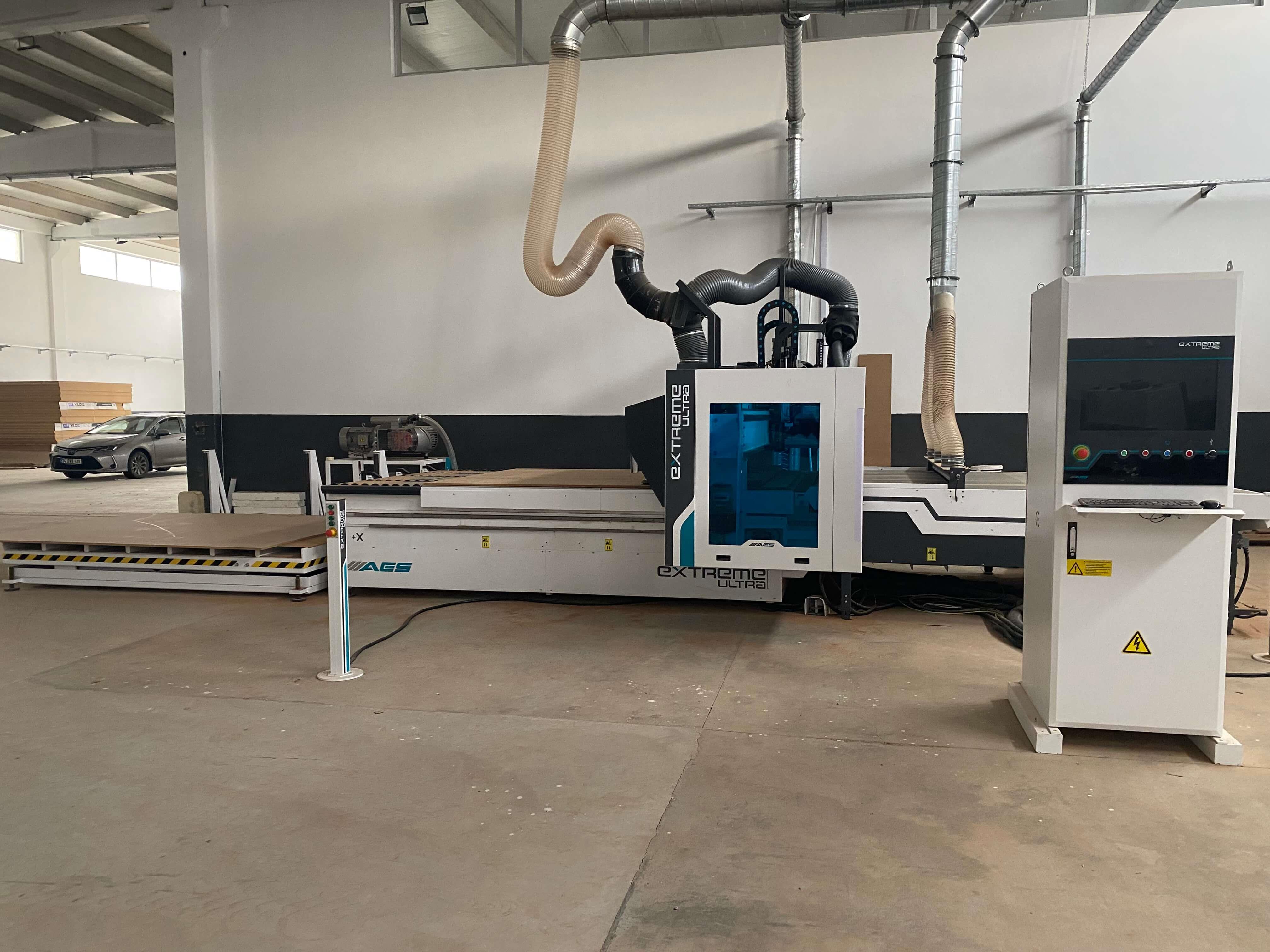 Aes Extreme Ultraline 2128 Yükleme Boşaltmalı Düz Tabla Cnc Makinesi (2024)