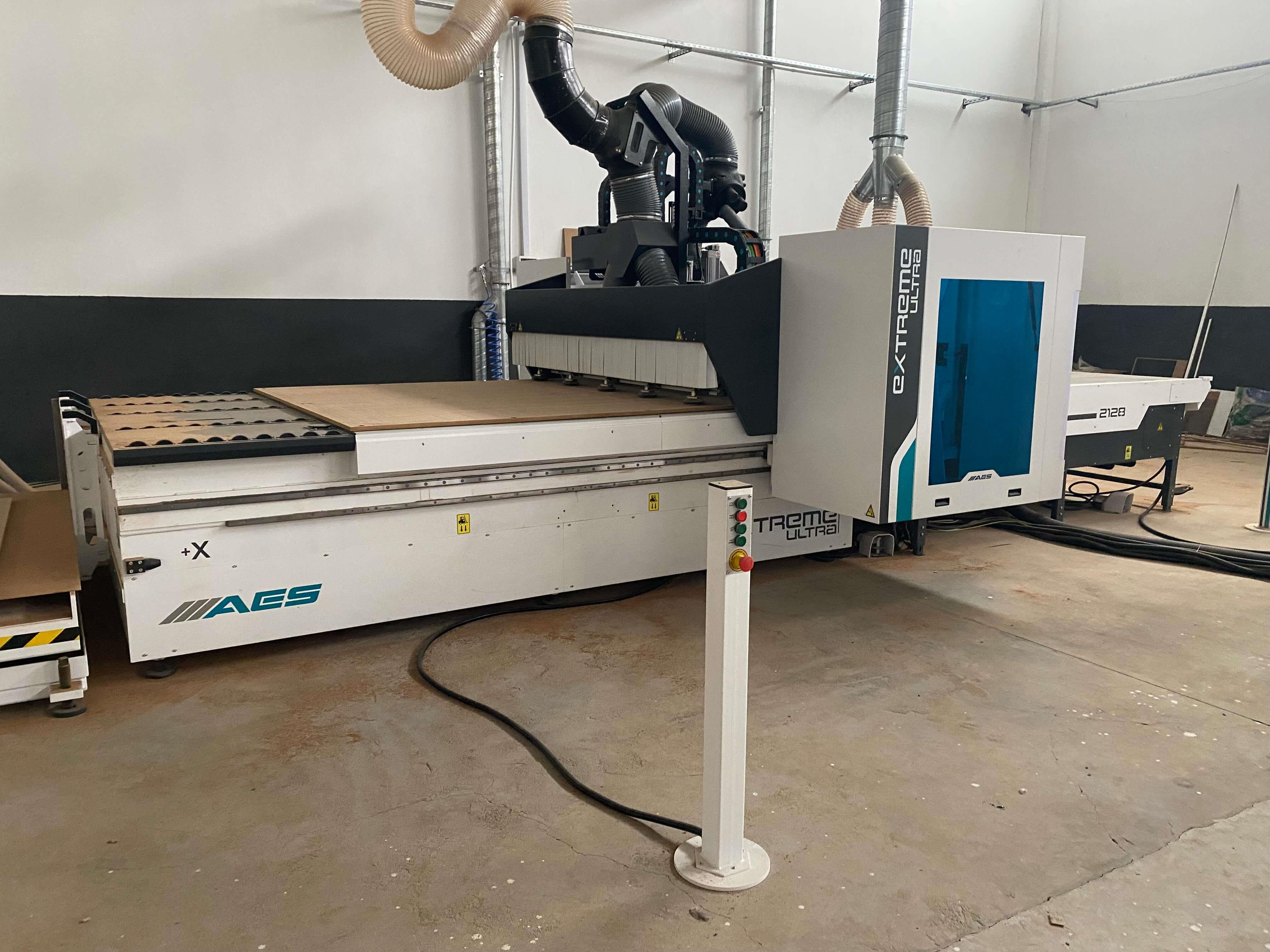Aes Extreme Ultraline 2128 Yükleme Boşaltmalı Düz Tabla Cnc Makinesi (2024)