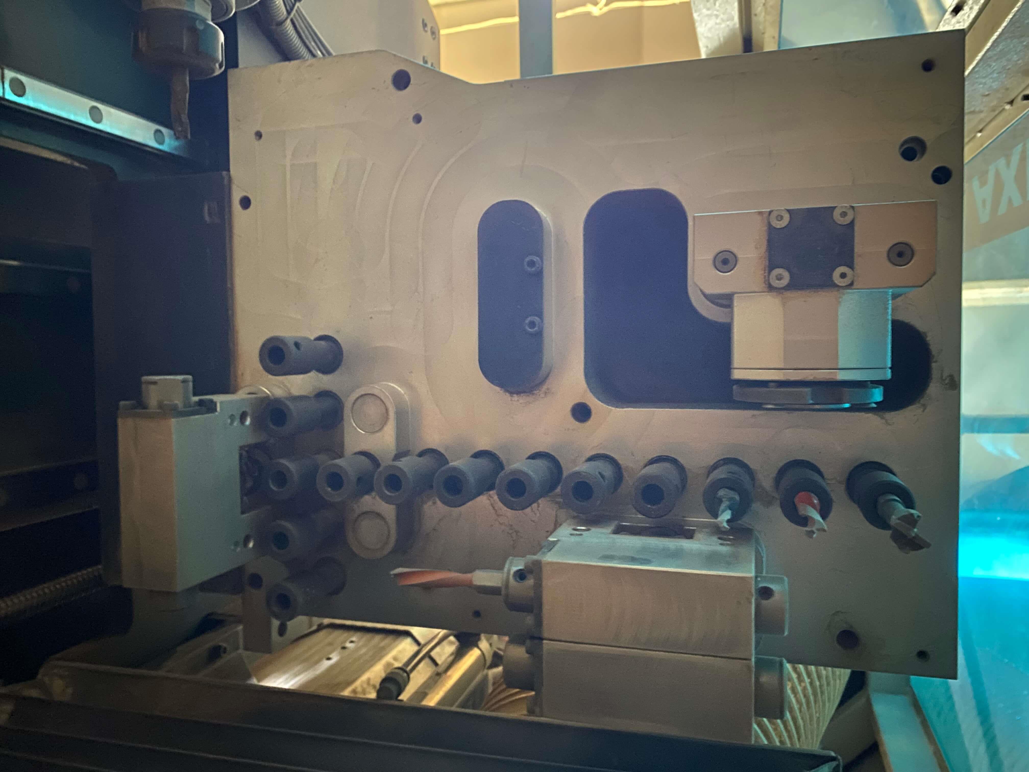 Aes Master 1345 Yatay Kapı Frezeli Çift Kapılık Cnc Makinesi (2013)