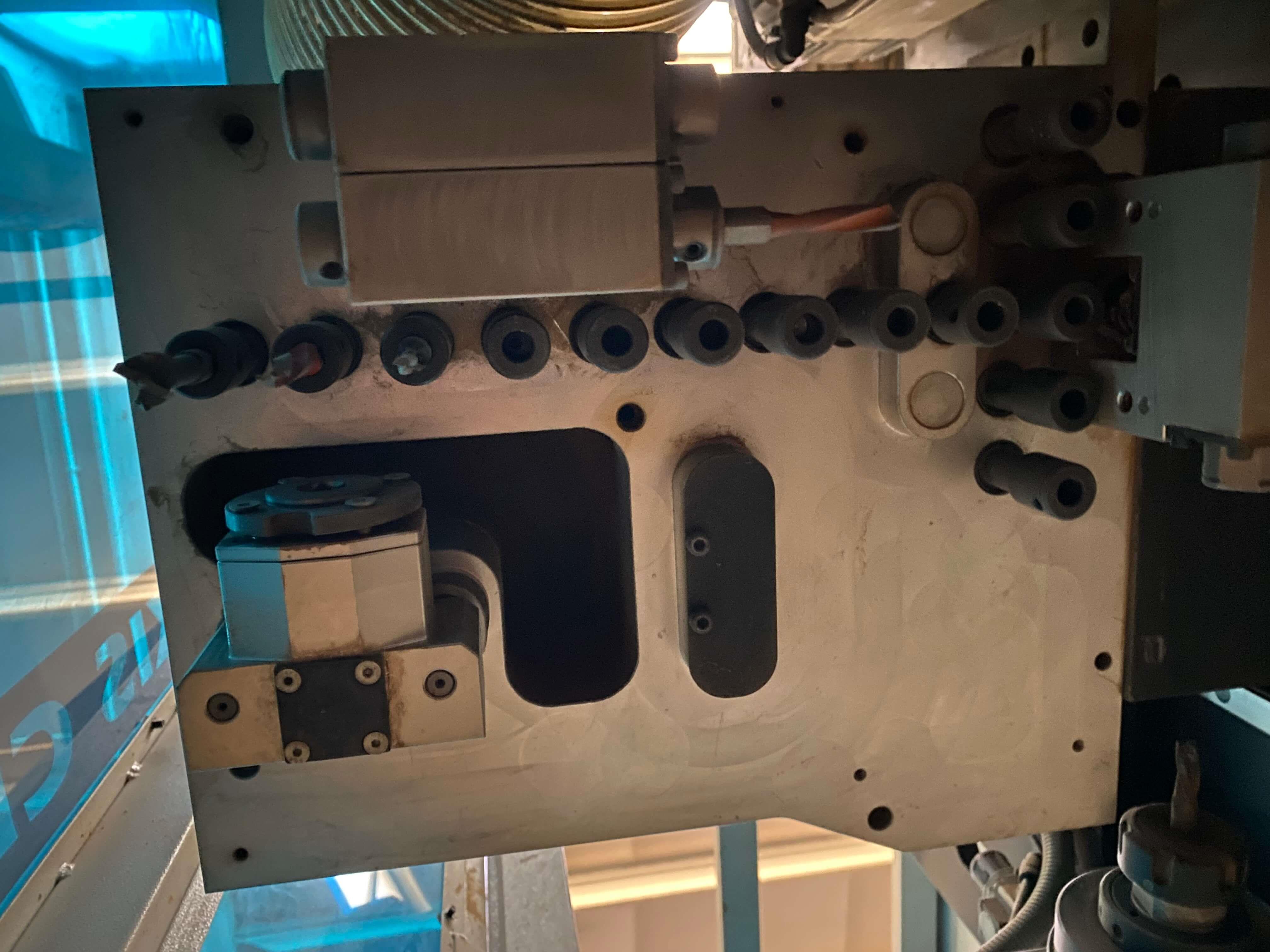 Aes Master 1345 Yatay Kapı Frezeli Çift Kapılık Cnc Makinesi (2013)