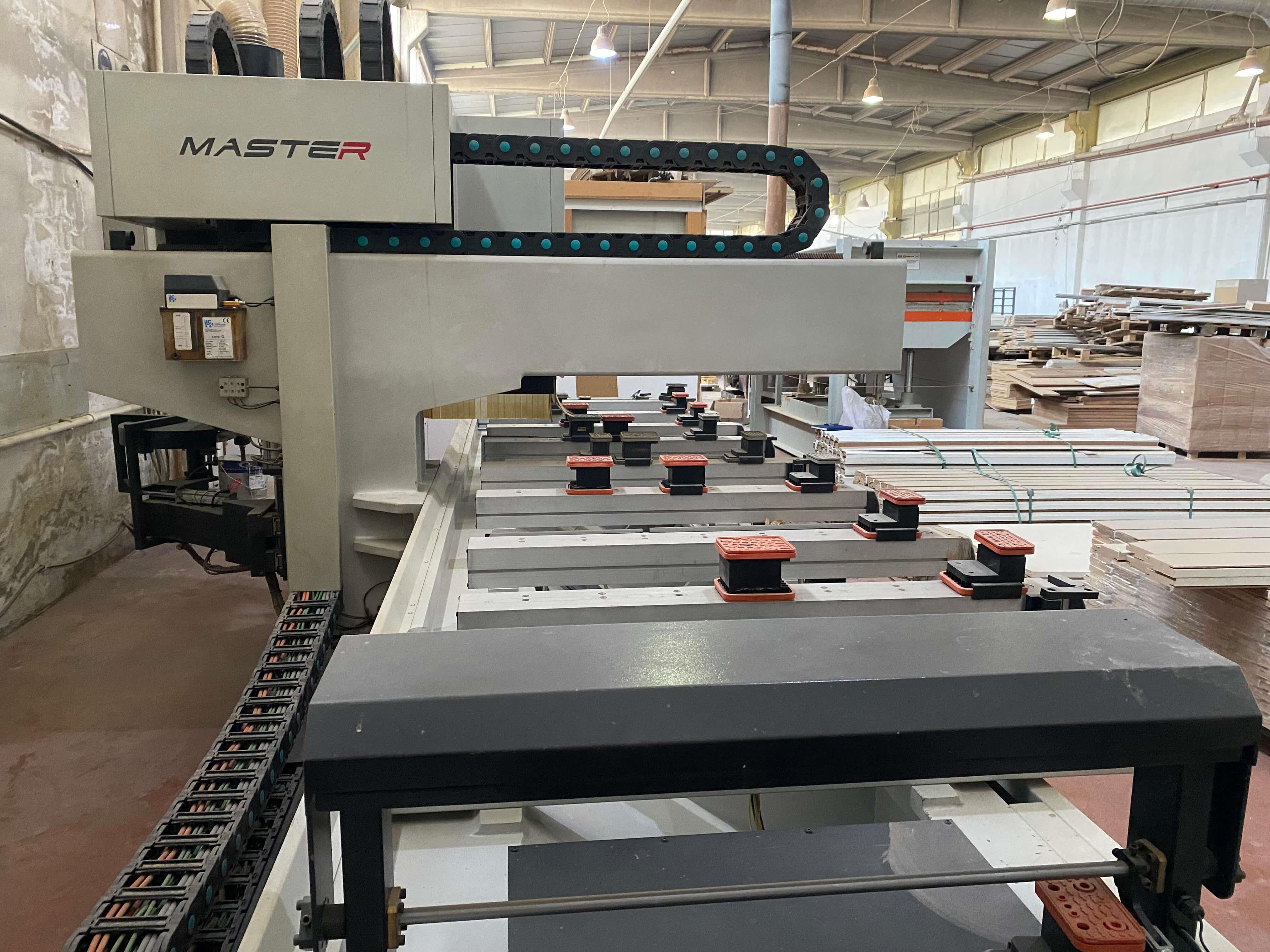 Aes Master 1345 Yatay Kapı Frezeli Çift Kapılık Cnc Makinesi (2013)