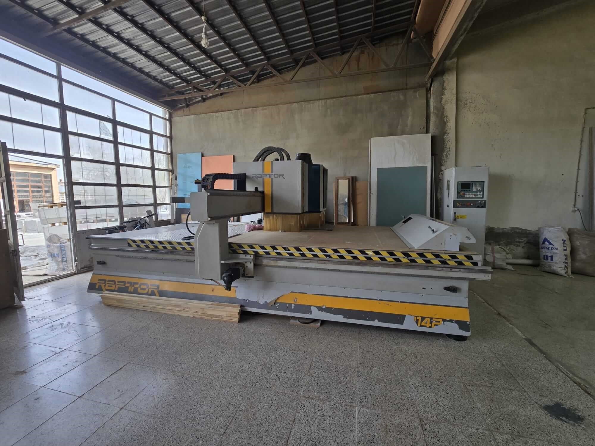 AES Raptor 2142 Düz Tabla Cnc  Router Makinesi (2011)