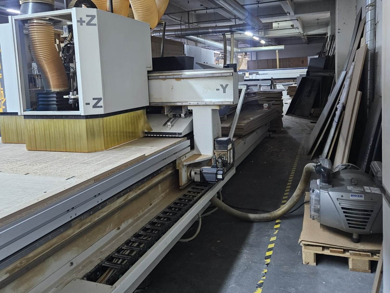 AES Raptor 2142 Yükleme Boşaltmalı Hat Cnc Makinesi (2012)