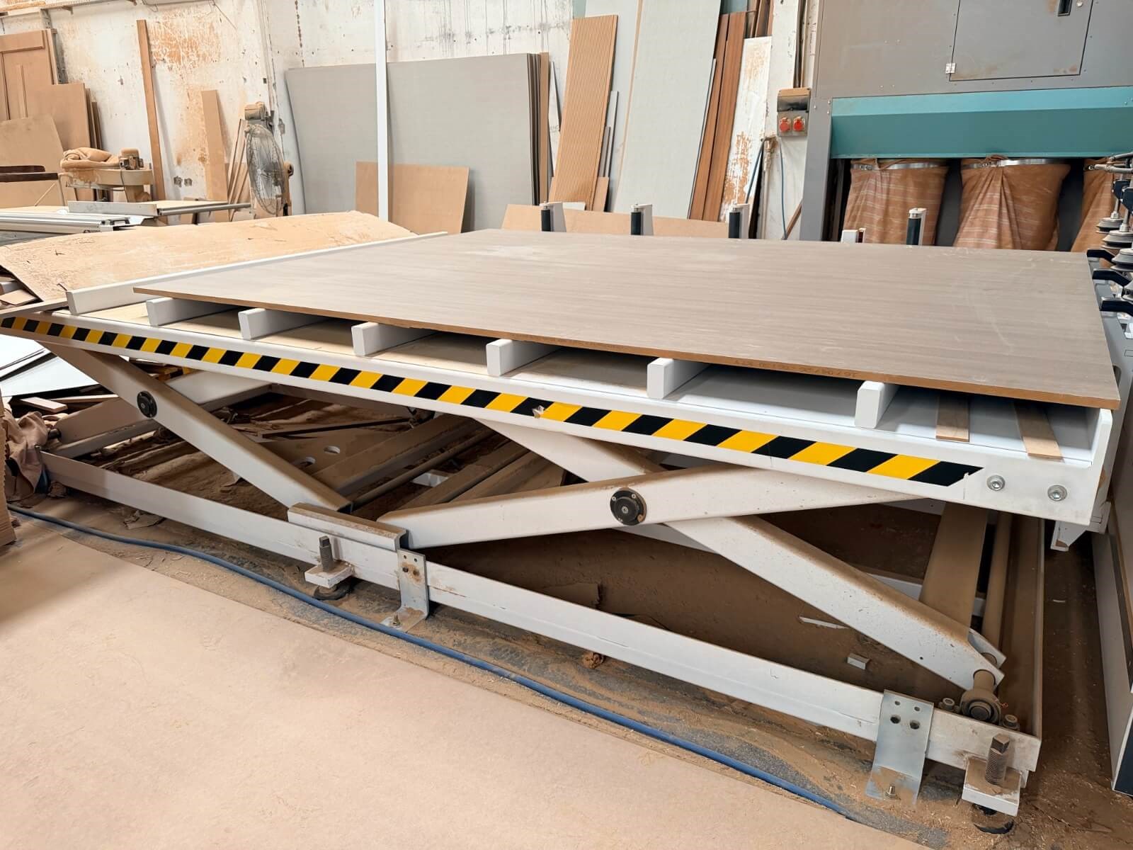 AES Süper Nova Line Yükleme Boşaltma Hat Cnc Makinesi (2023)