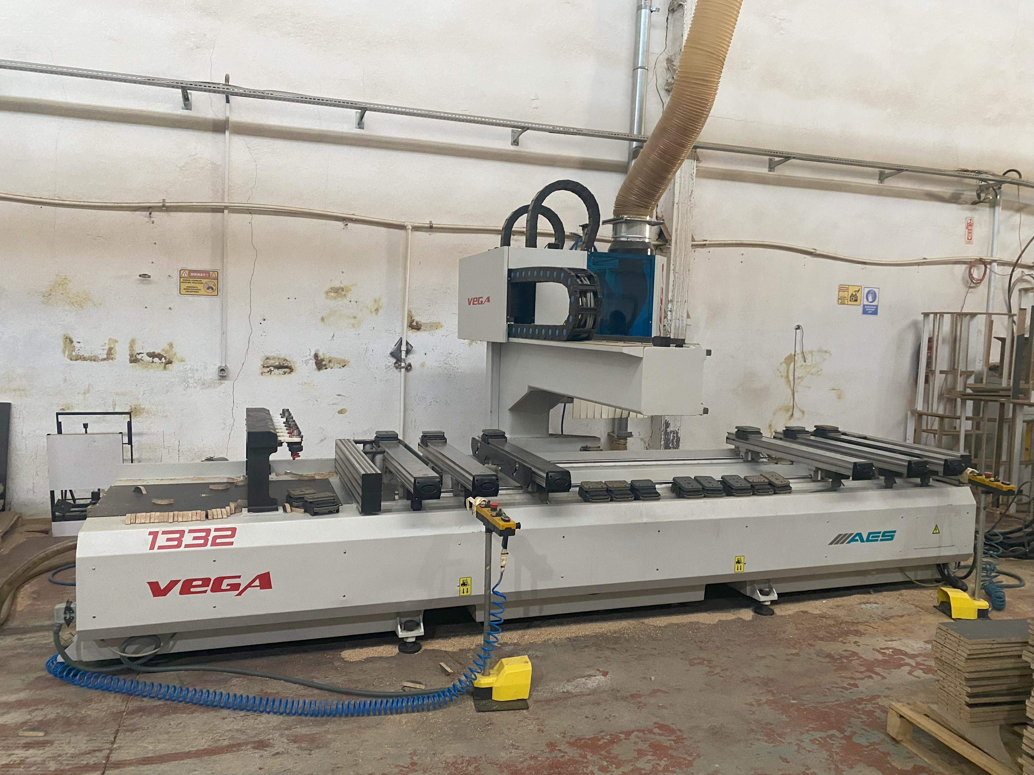 AES Vega 1332 Fincanlı Cnc Makinesi (2012)