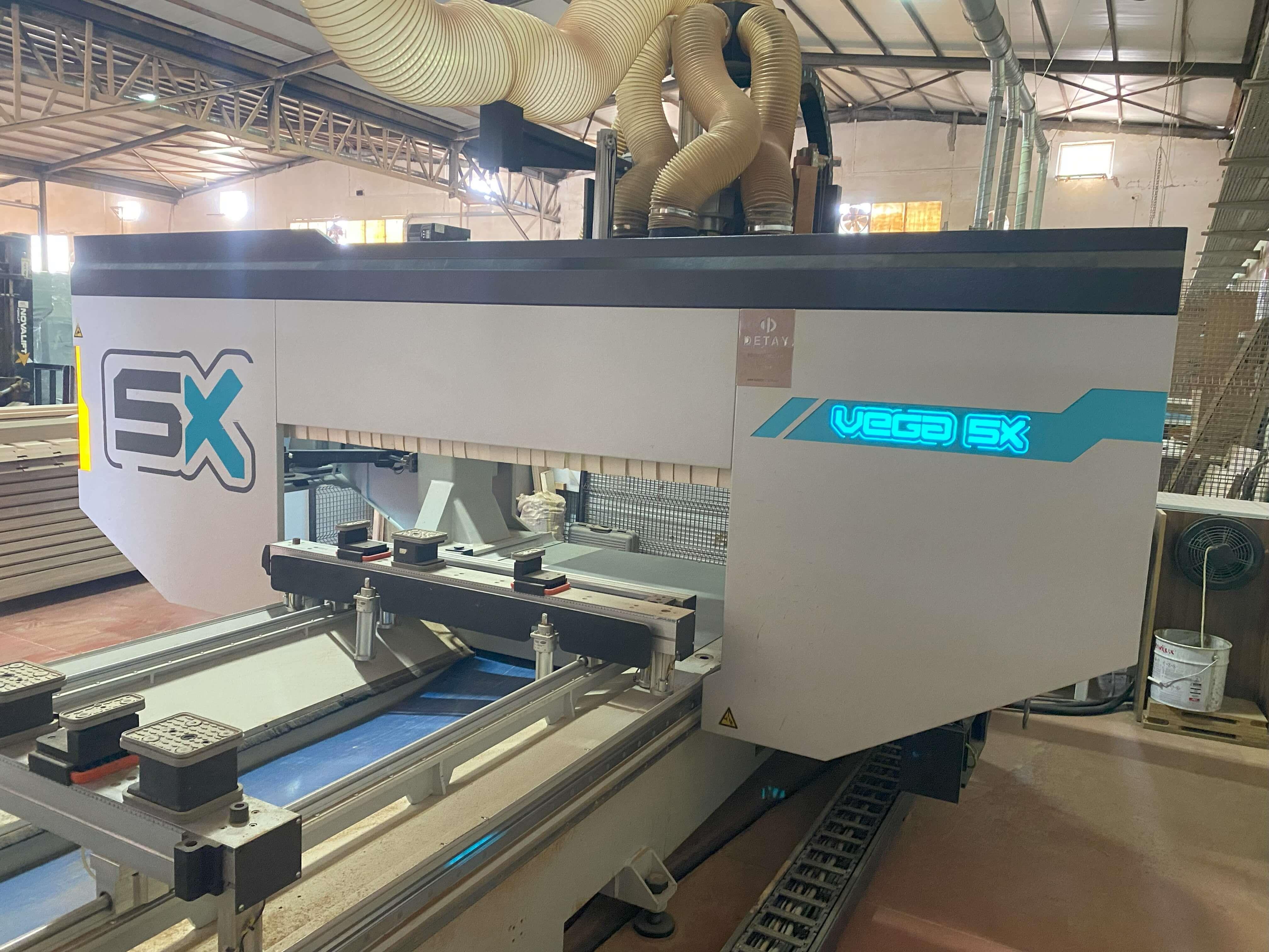 Aes Vega 5X 1632 5 Eksen Cnc Makinesi (2020)