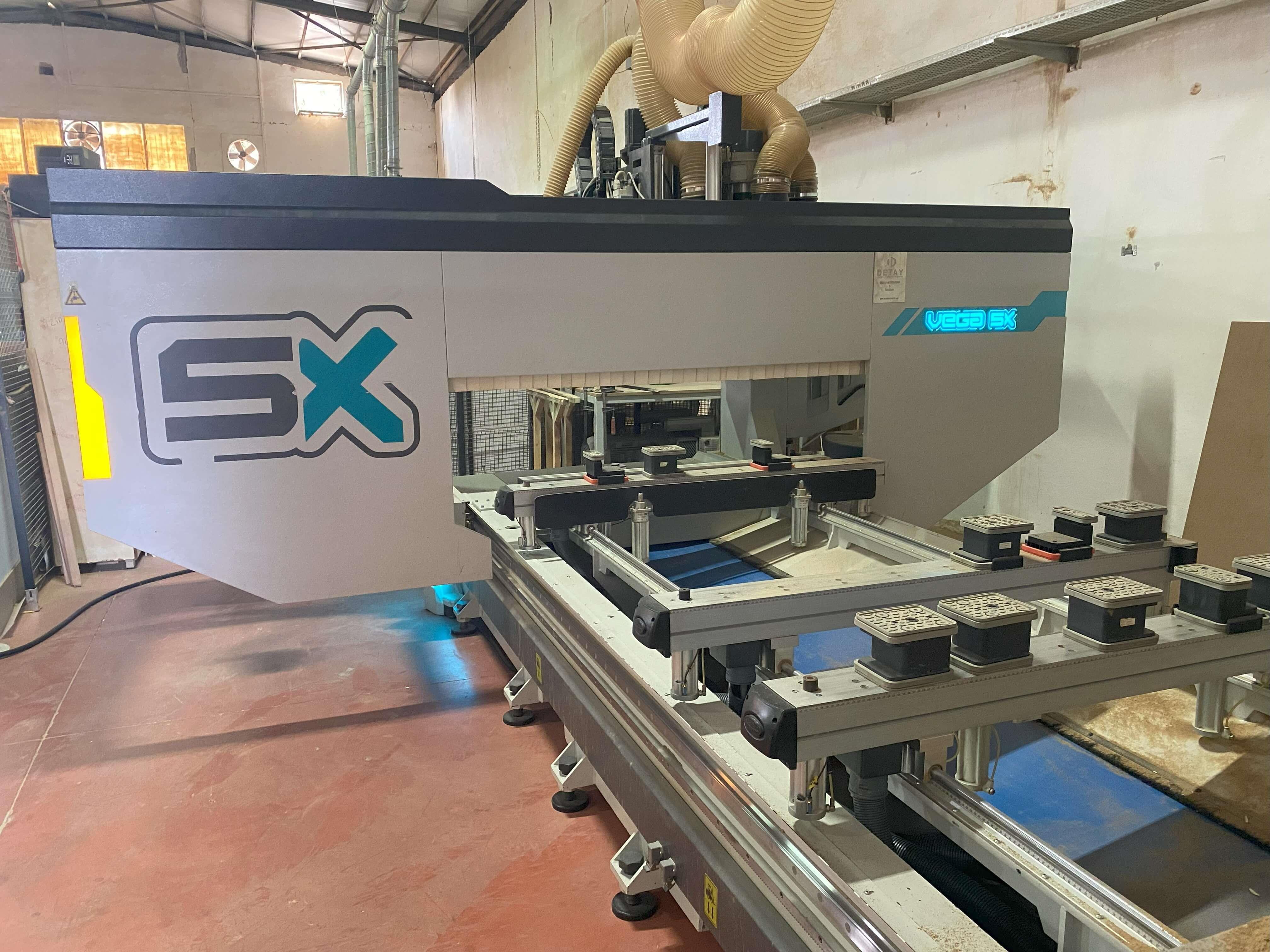 Aes Vega 5X 1632 5 Eksen Cnc Makinesi (2020)