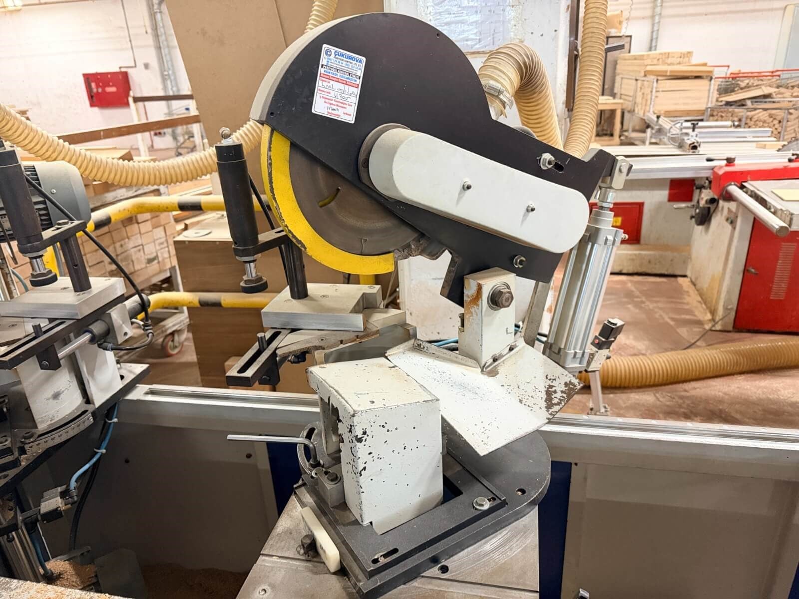 AHC Wood expert 300 Profil 45 Kesim Makinesi