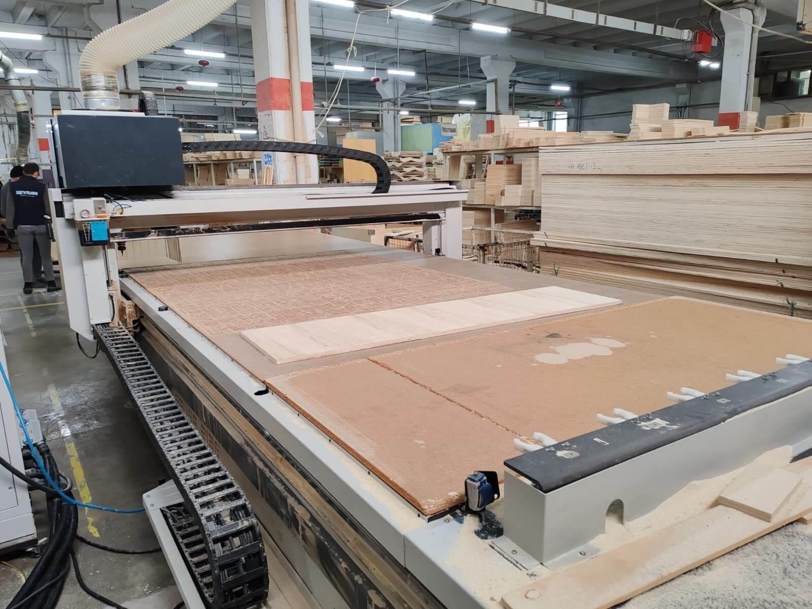 Artemak Prusa 2136 Düz Tabla Süpürmeli Cnc Makinesi
