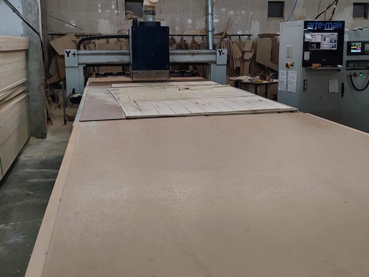Artemak Prusa 2136 Düz Tabla Süpürmeli Cnc Makinesi