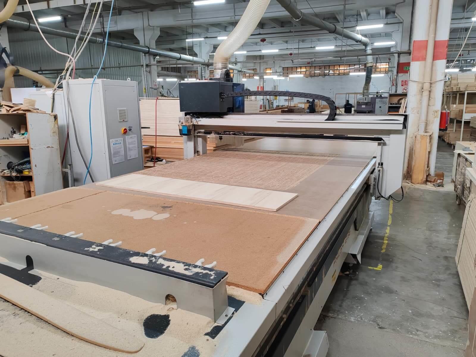 Artemak Prusa 2136 Düz Tabla Süpürmeli Cnc Makinesi