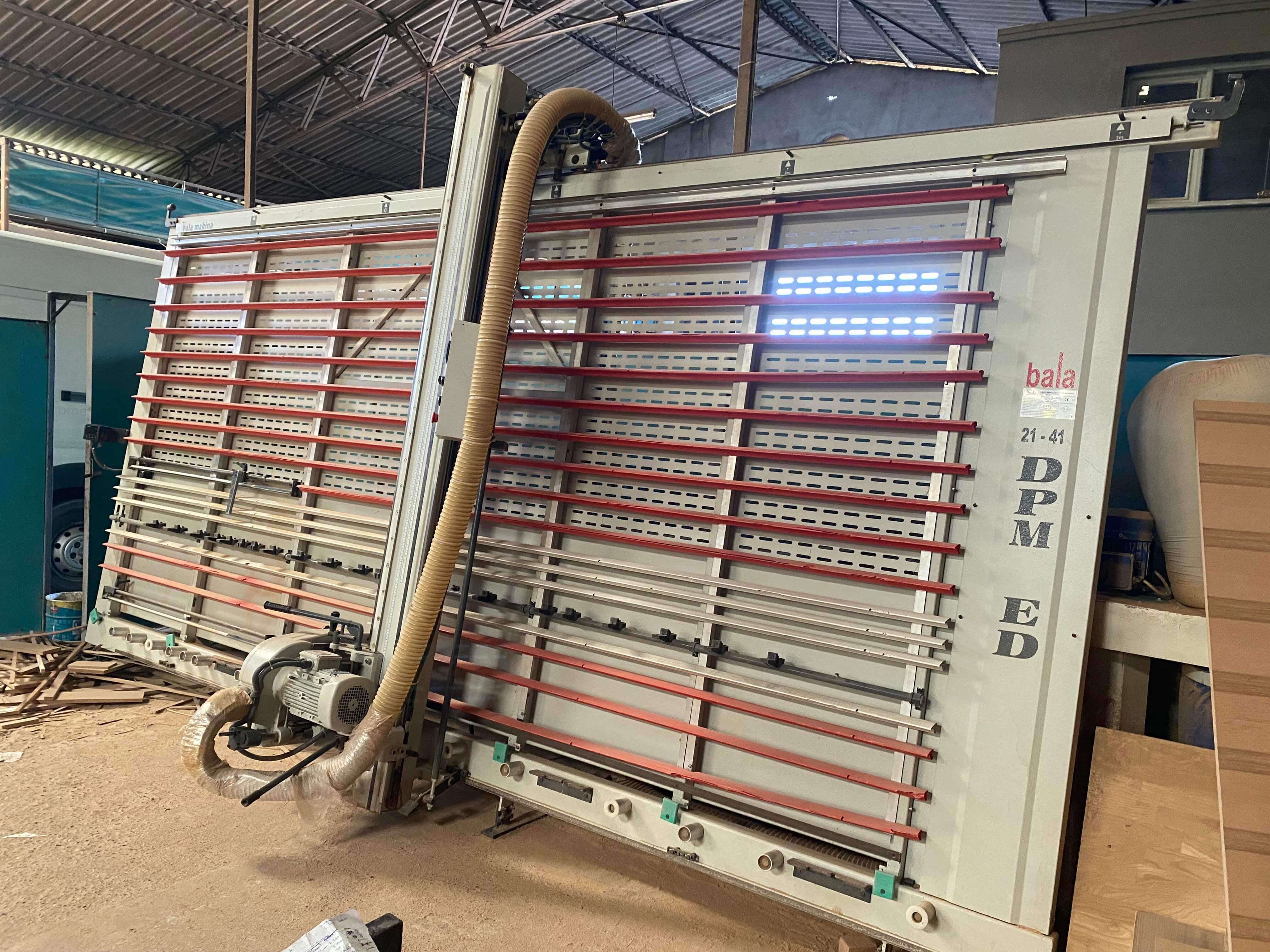 Bala DPM ED 2141 Dikey Panel Ebatlama Makinesi (2016)