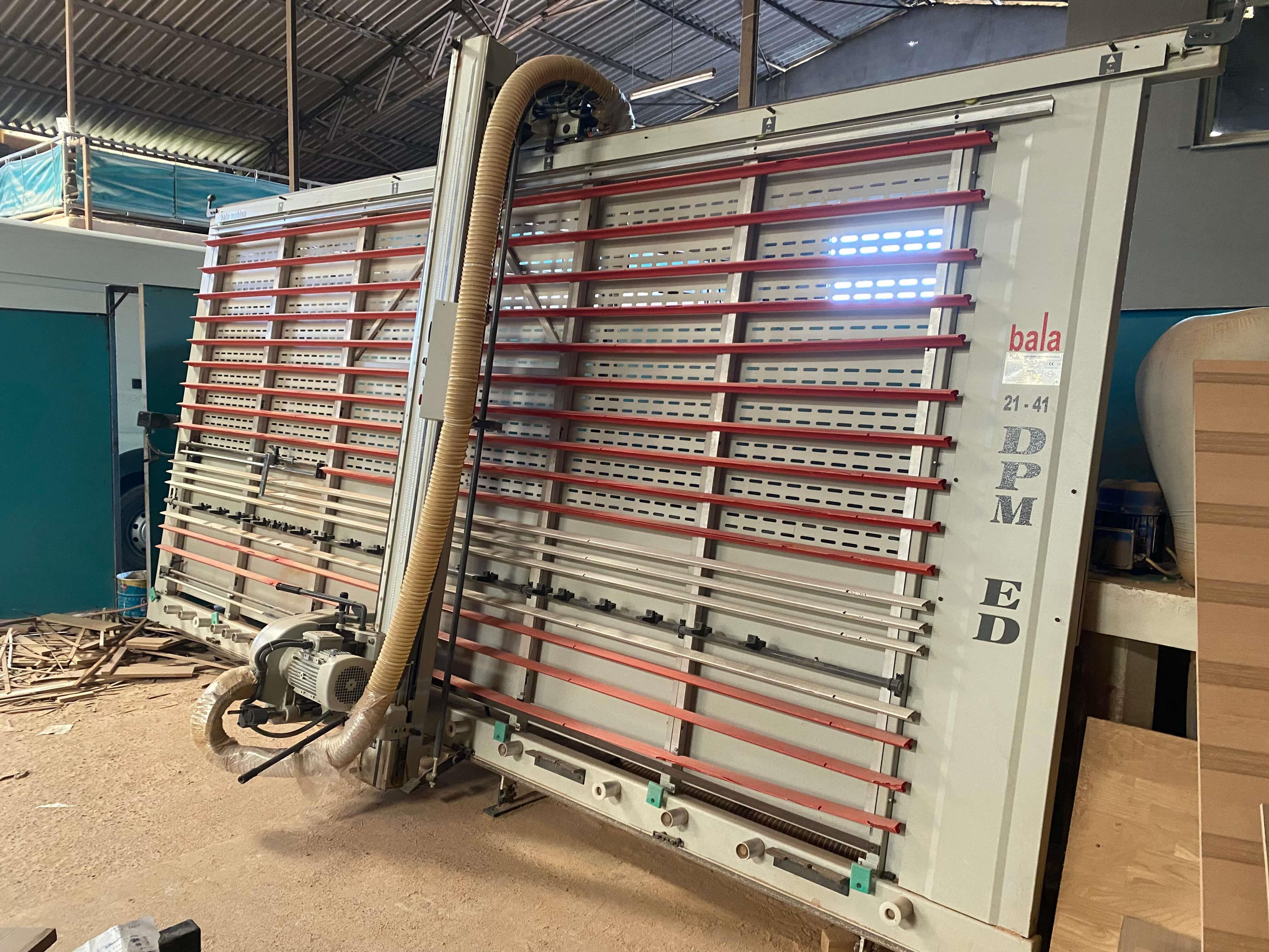 Bala DPM ED 2141 Dikey Panel Ebatlama Makinesi (2016)