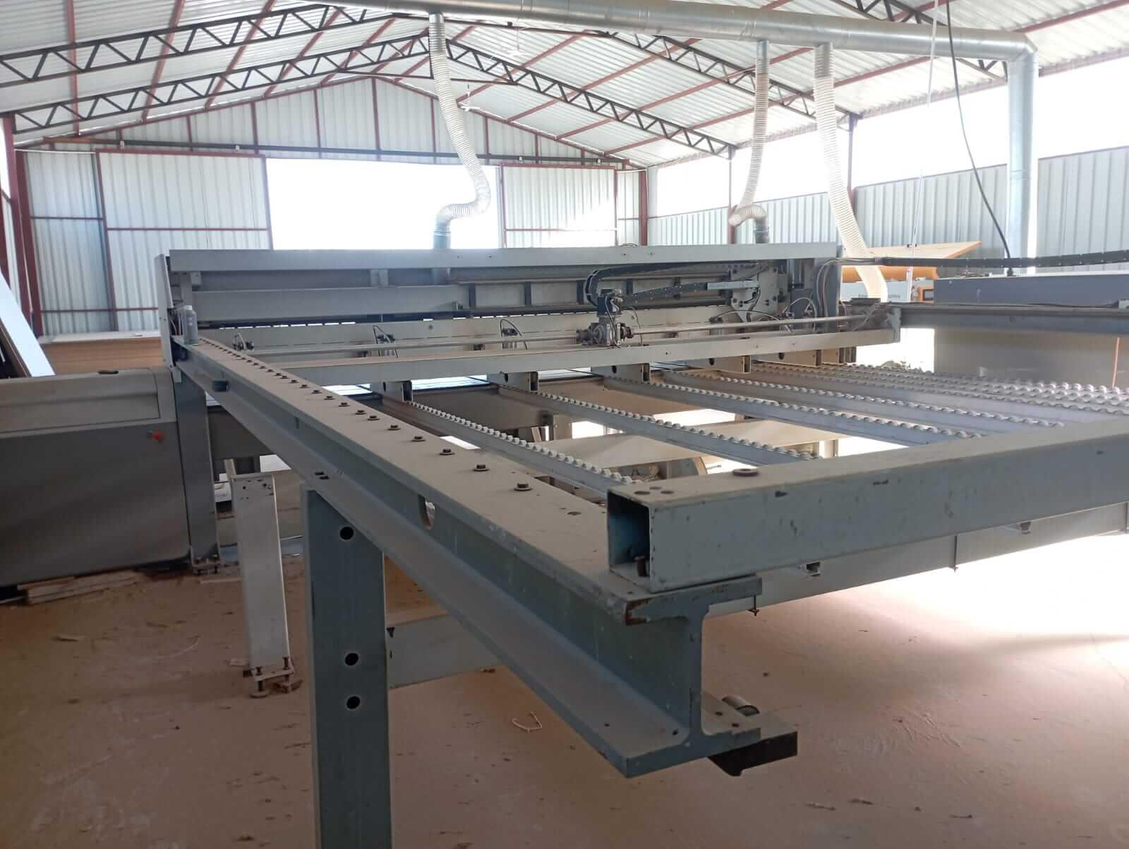 Biesse Eb 108 Önden Yüklemeli Panel Ebatlama Makinesi (2006)